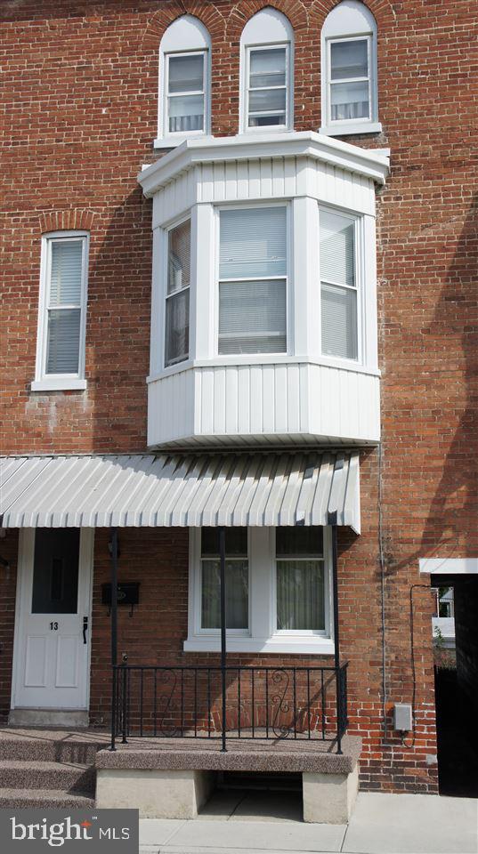 NORTH YORK - Residential