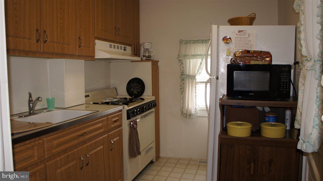 NORTH YORK - Residential