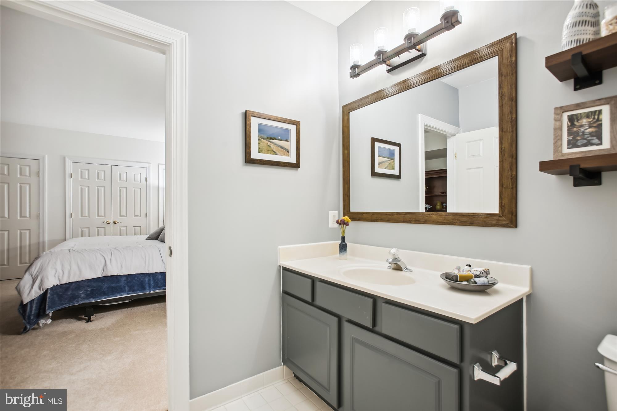 CROSSFIELDS - Residential