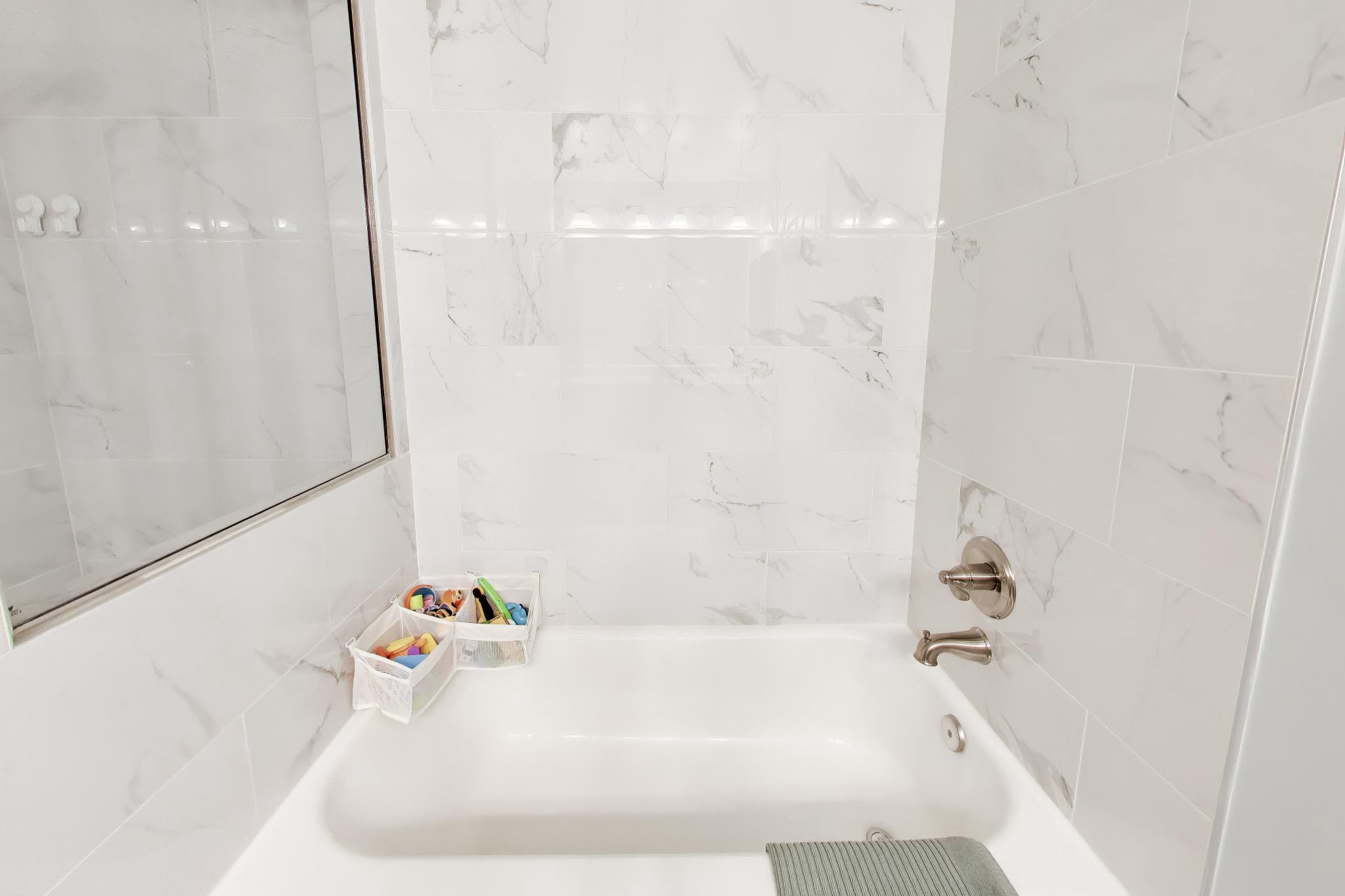 GLADE AT HUNTERS WOODS - Residential