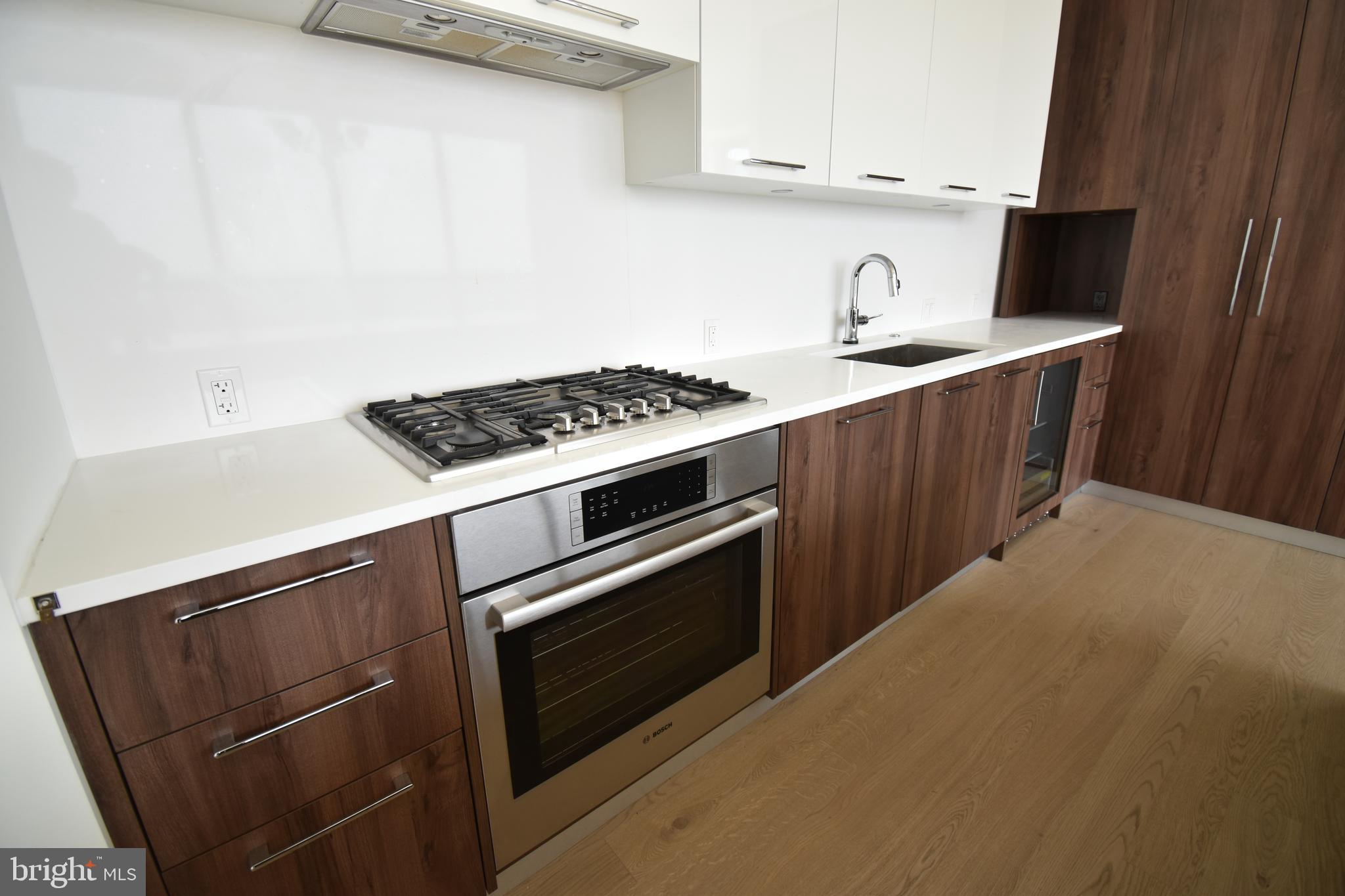 THE BORO TYSONS - Residential