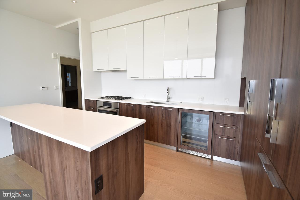 THE BORO TYSONS - Residential