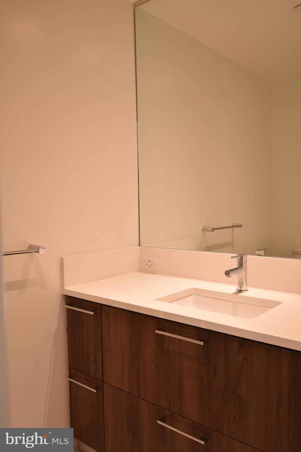 THE BORO TYSONS - Residential