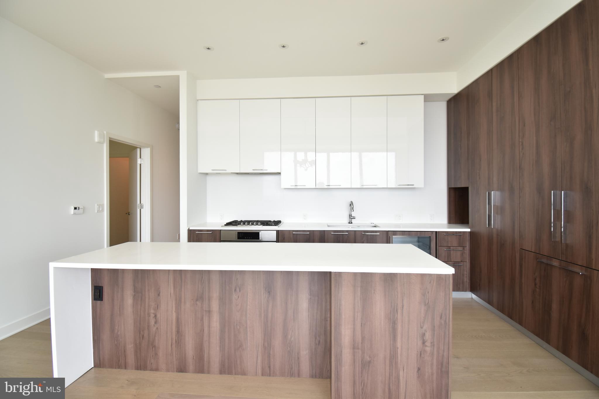 THE BORO TYSONS - Residential