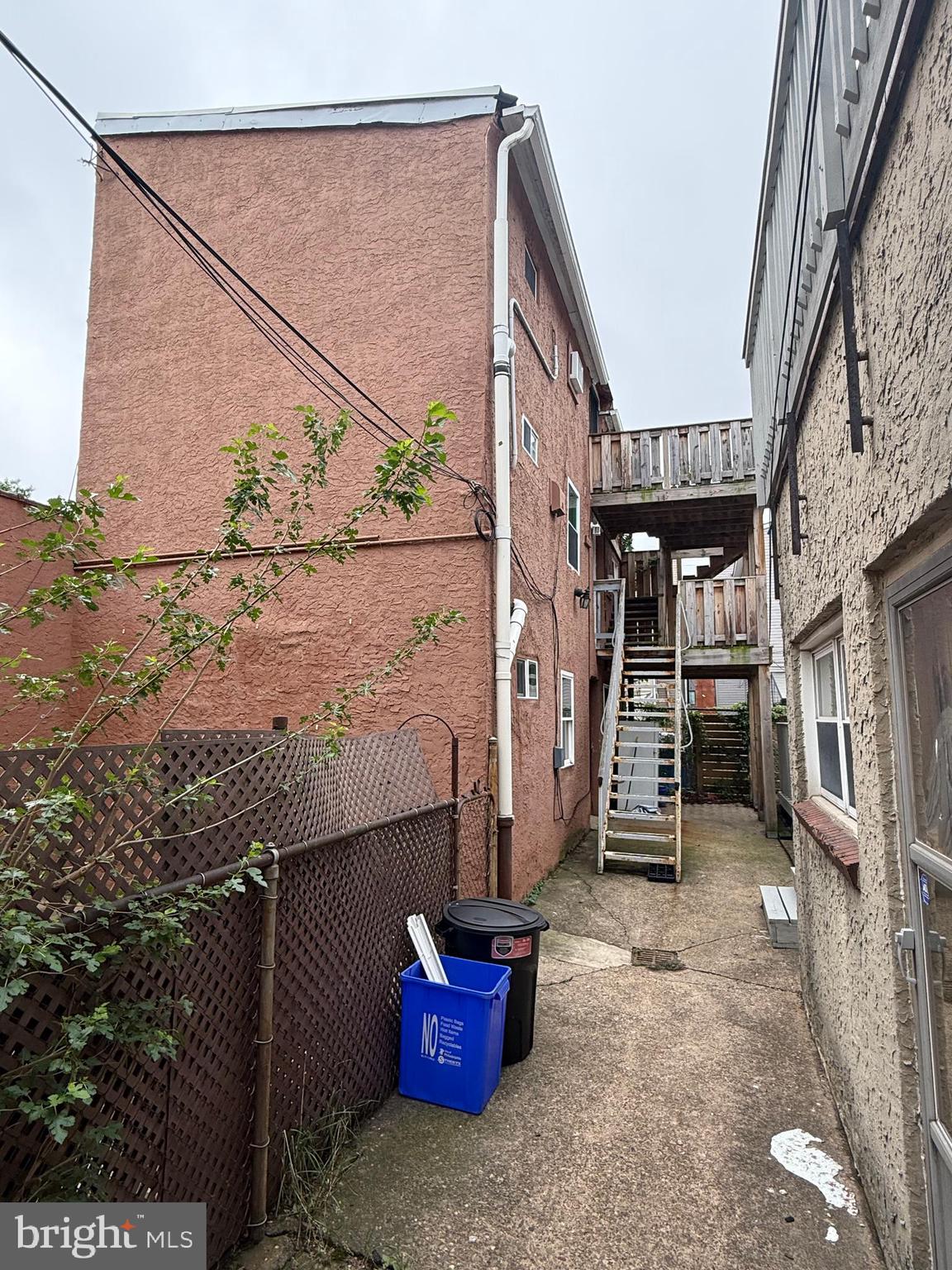 Excellent investment opportunity in the heart of Fishtown! This well-maintained triplex features three separate units, with one unit currently rented and two vacant units ready for immediate occupancy or market-rate tenants. Whether you're looking to expand your investment portfolio or live in one unit while generating rental income, this property offers outstanding flexibility and upside. Located in one of Philadelphia's most sought-after neighborhoods, you'll be just minutes from popular restaurants, shops, entertainment, and public transportation. Don't miss your chance to own an income-producing property in a thriving, high-demand location. Restaraunts ,bars,, parks ,public transportation.
This is a rare chance to buy a triplex in the heart of Fish Town.