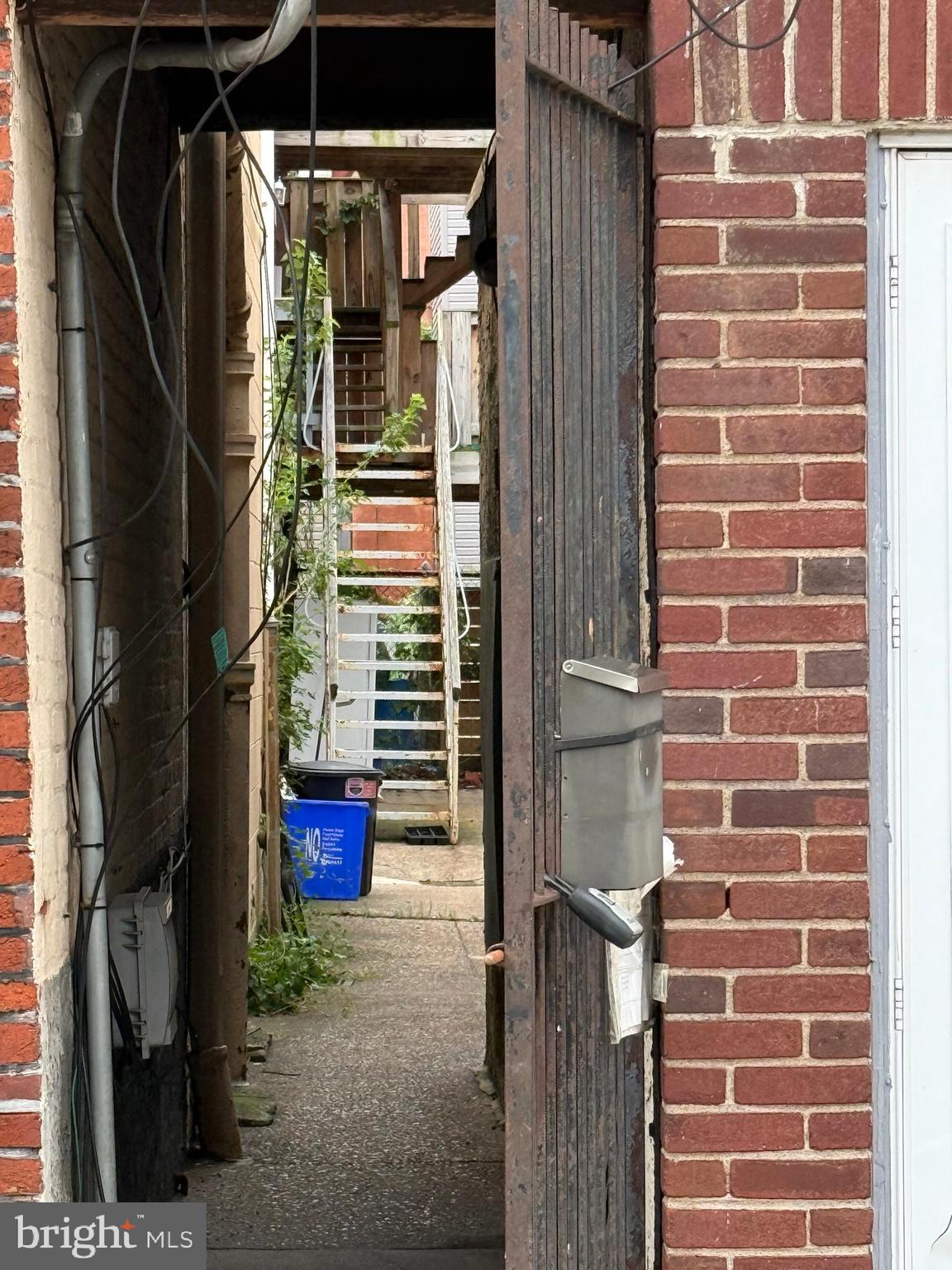 FISHTOWN - Residential Income