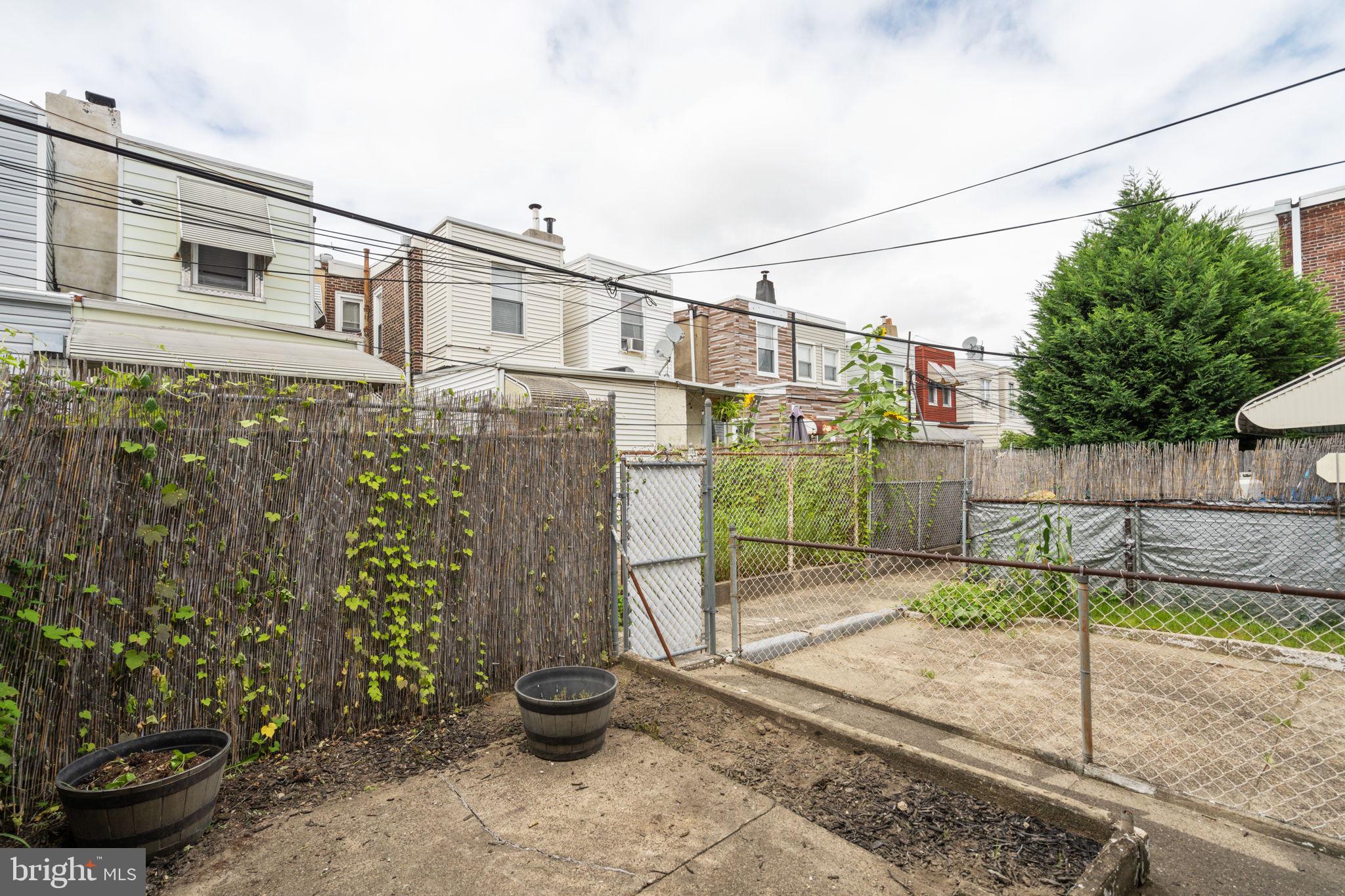 PORT RICHMOND - Residential