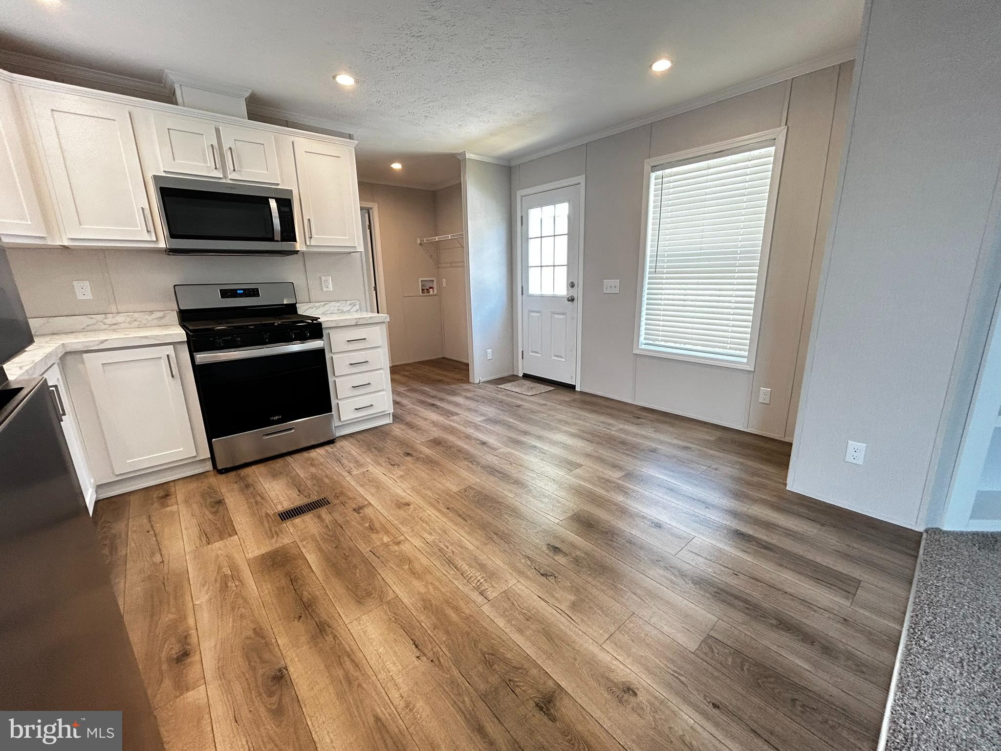 BROOKSIDE MOBILE HOME PK - Residential
