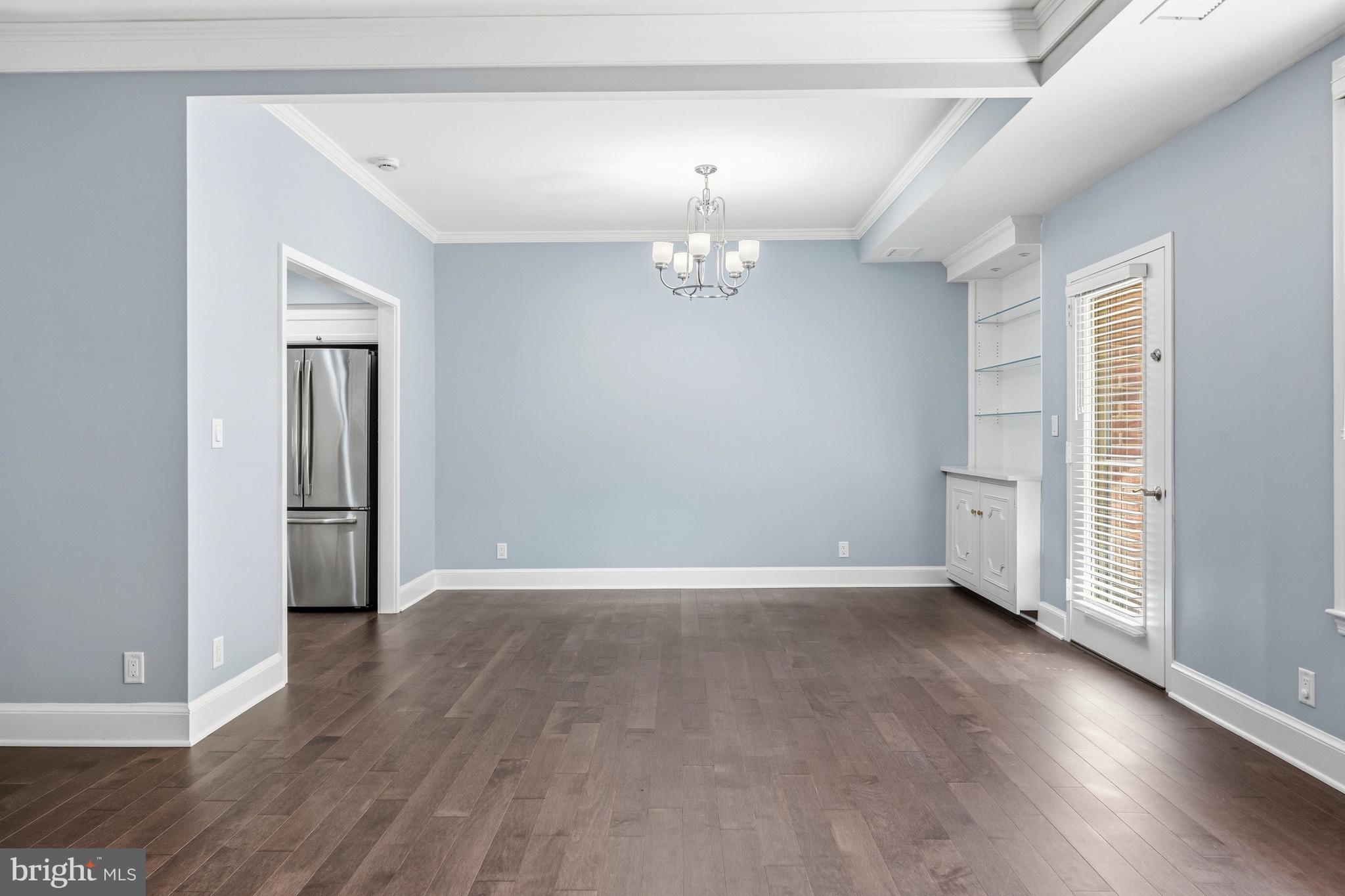 CHEVY CHASE - Residential