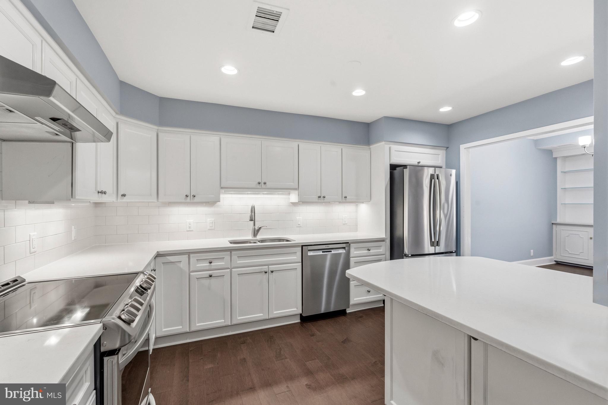CHEVY CHASE - Residential