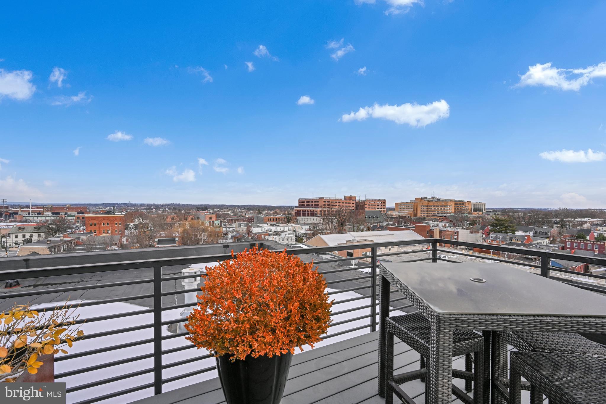 LANCASTER - Residential Lease