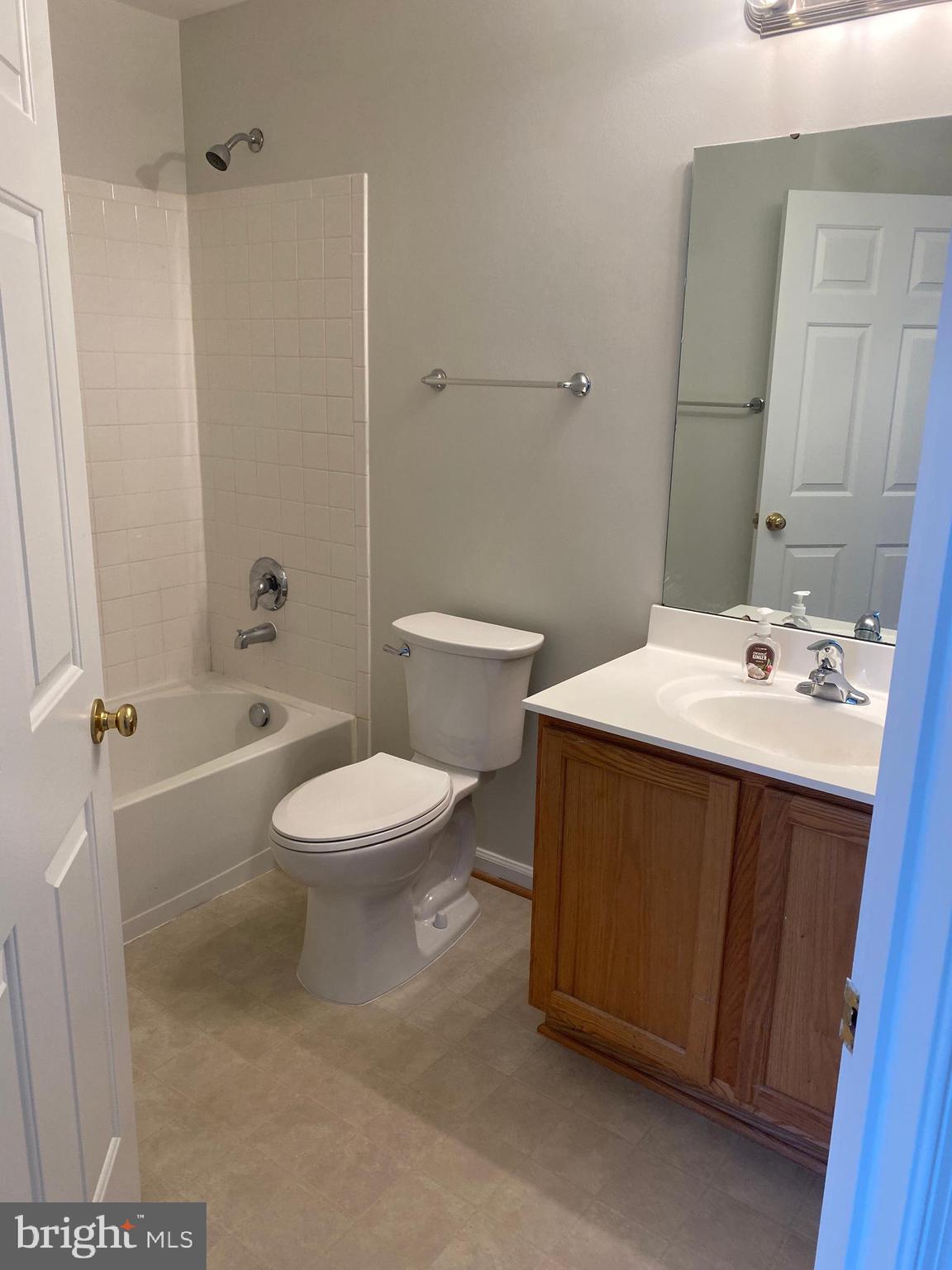STEPHENS LANDING - Residential Lease