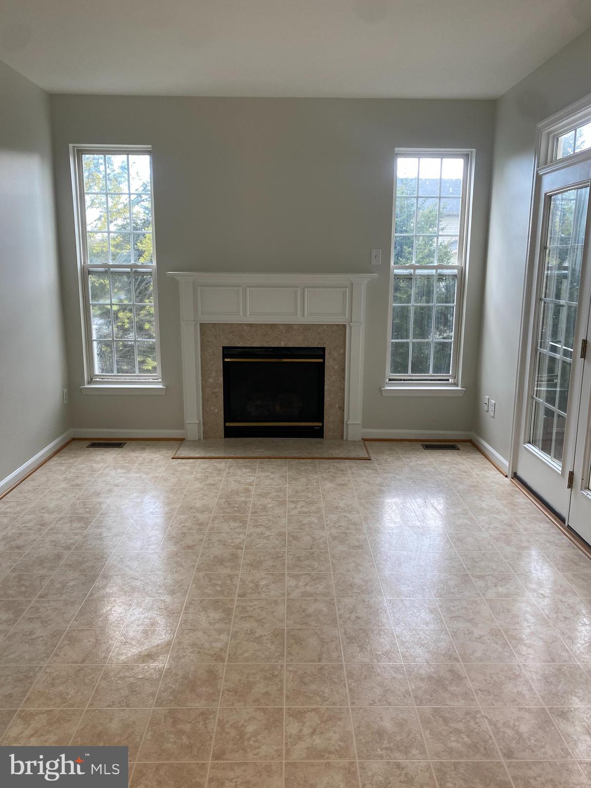 STEPHENS LANDING - Residential Lease