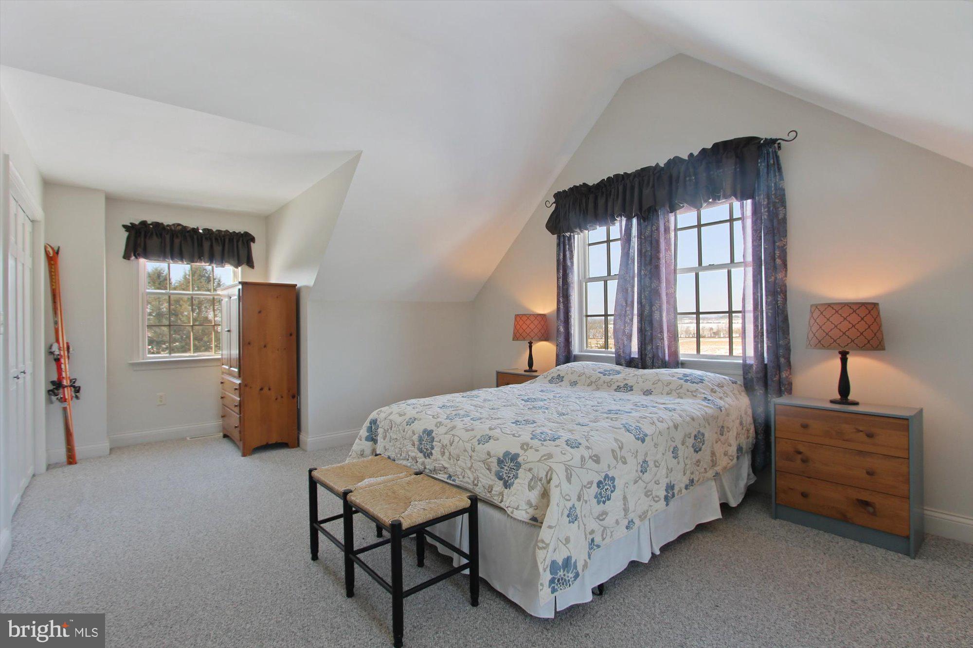 NEWVILLE - Residential
