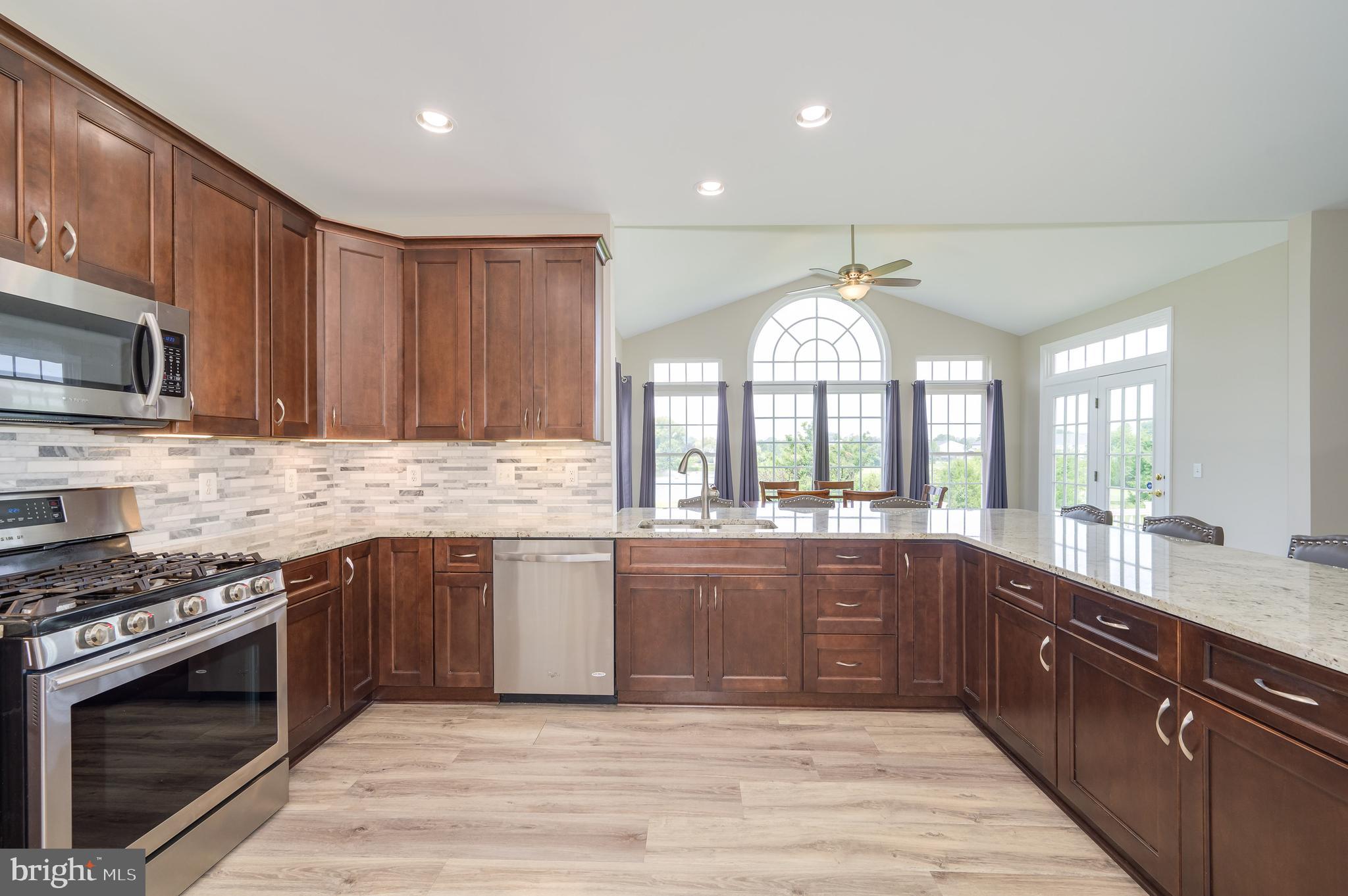 LOCUST HILL - Residential