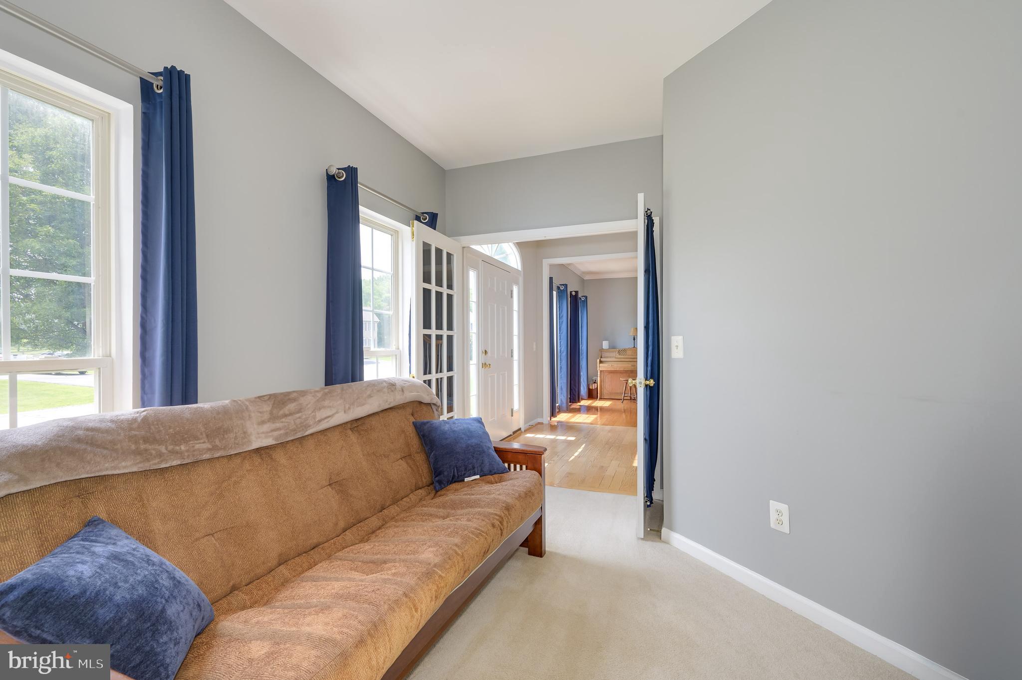 LOCUST HILL - Residential