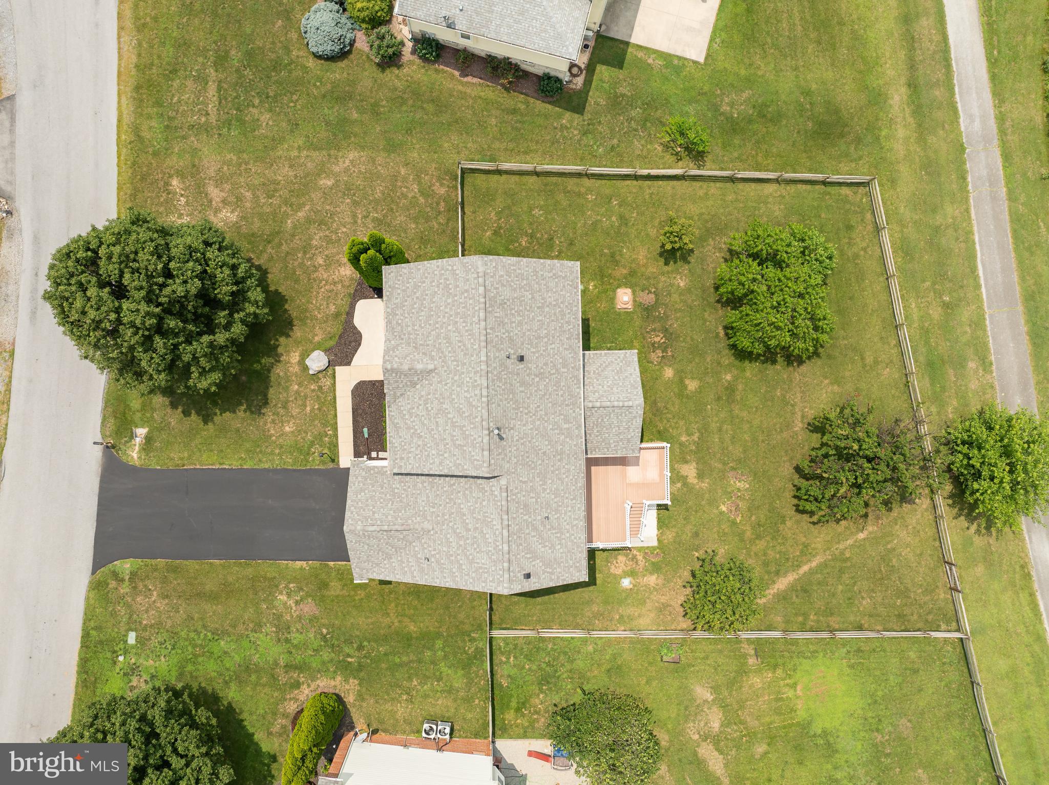 LOCUST HILL - Residential