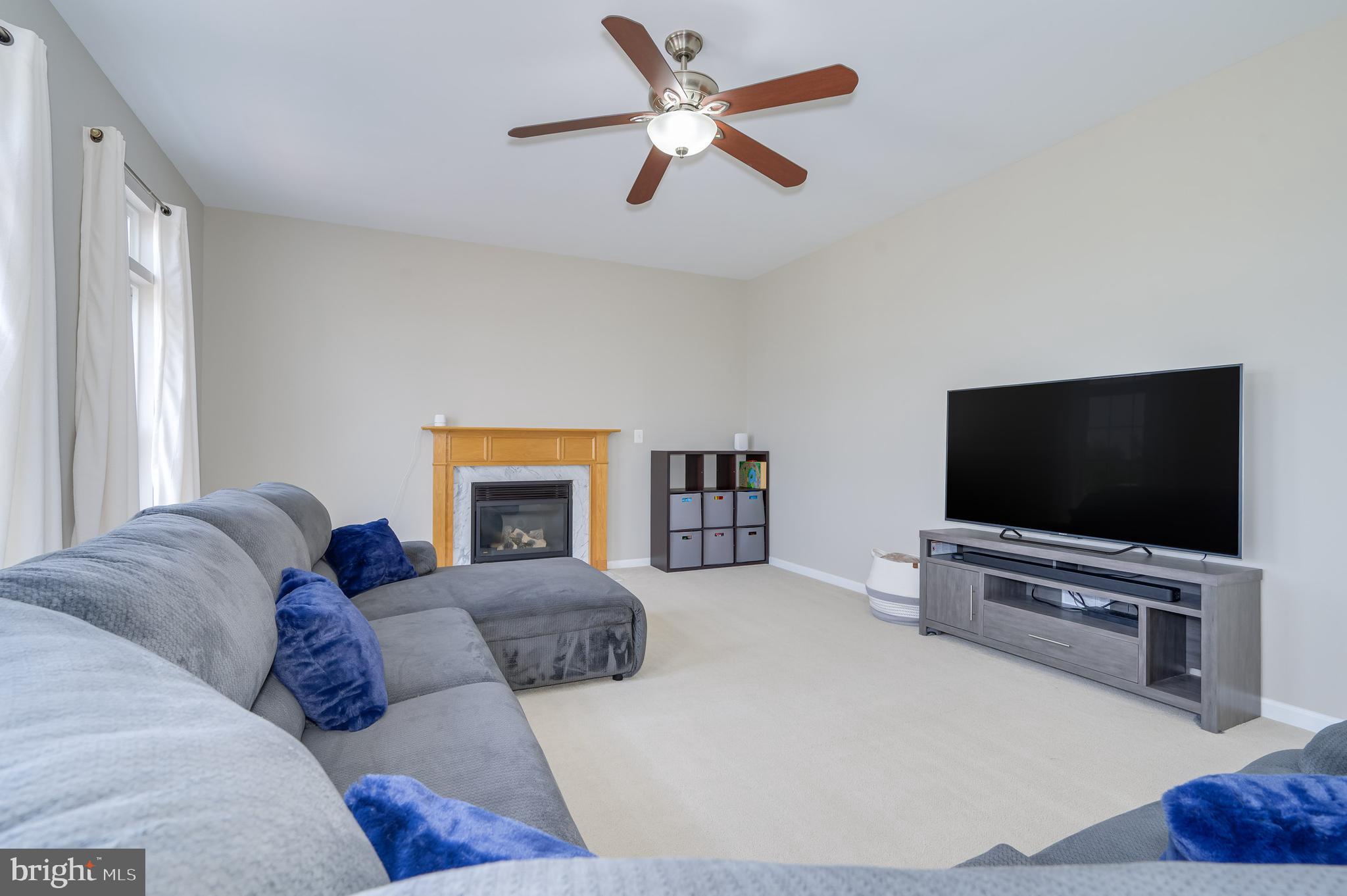 LOCUST HILL - Residential