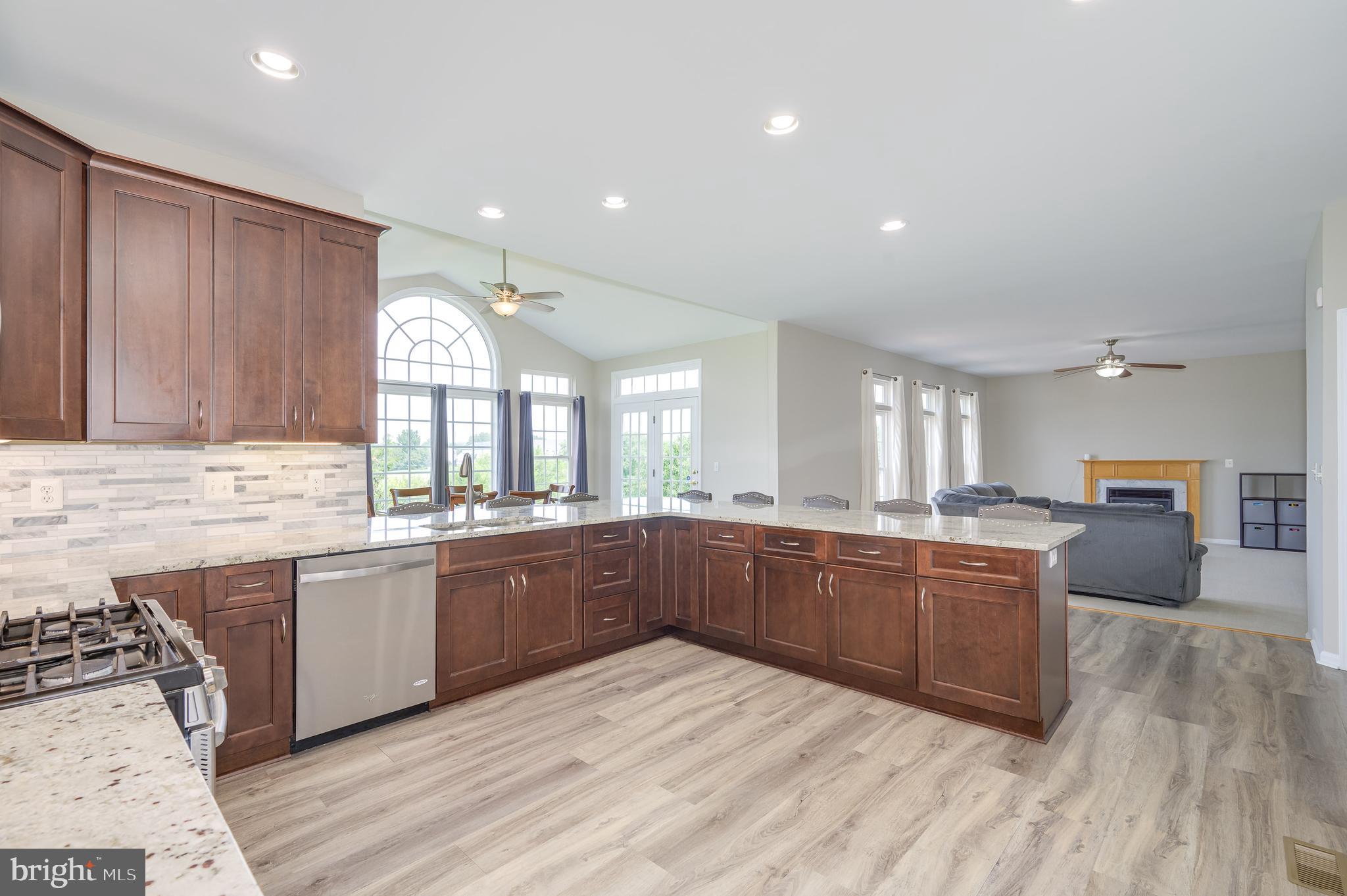 LOCUST HILL - Residential