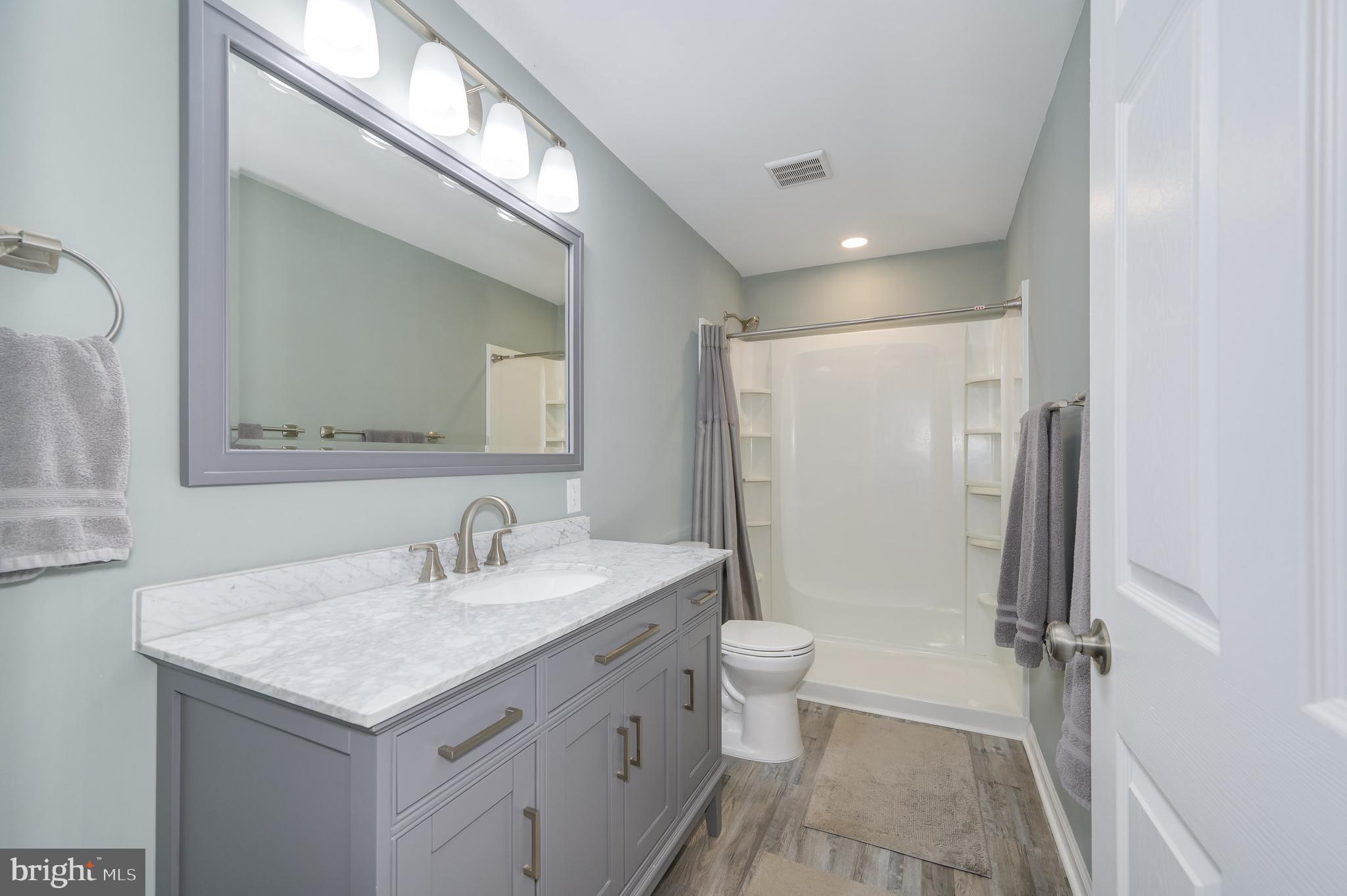 LOCUST HILL - Residential