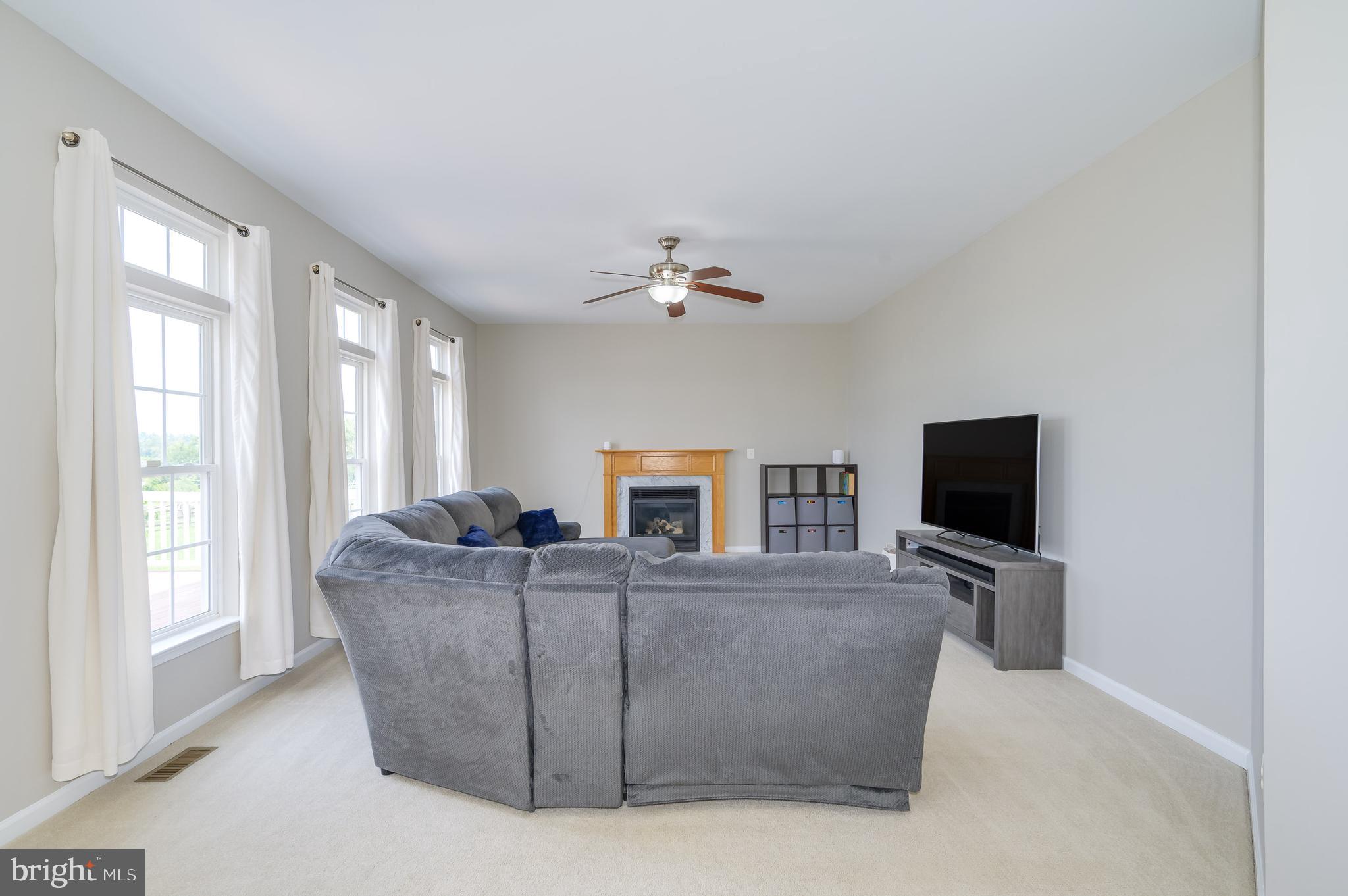 LOCUST HILL - Residential