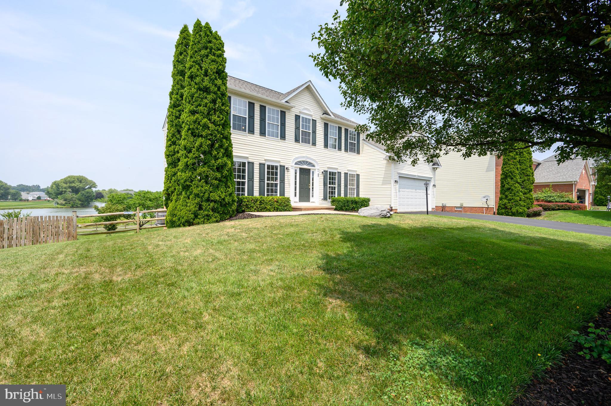 LOCUST HILL - Residential