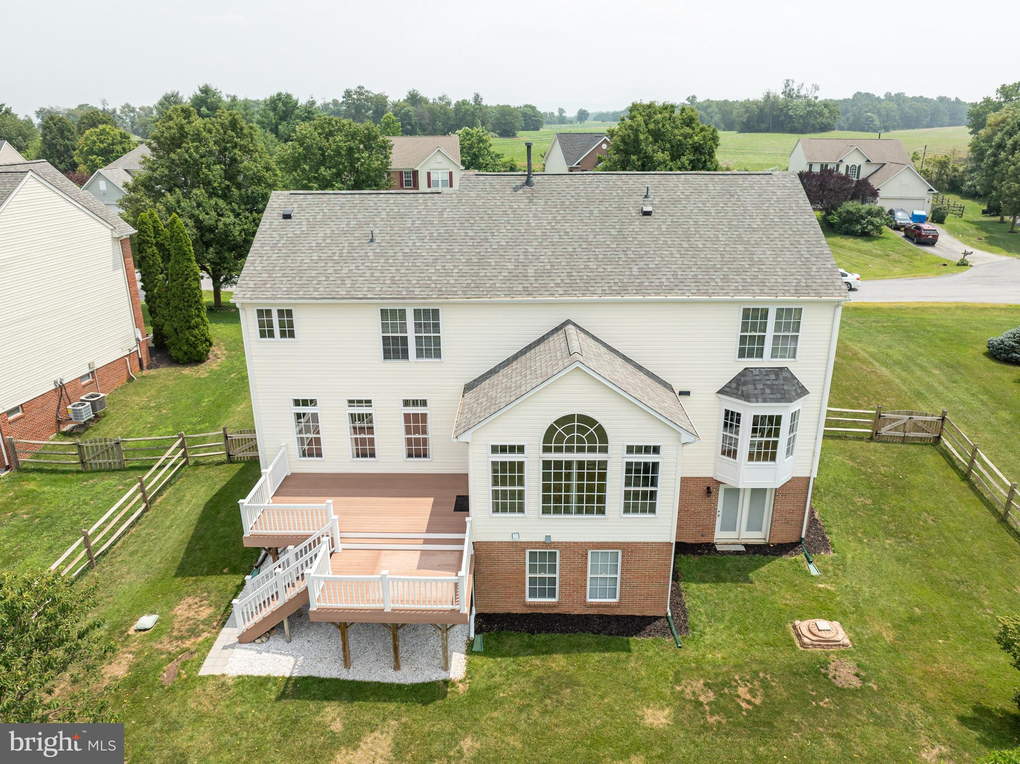 LOCUST HILL - Residential