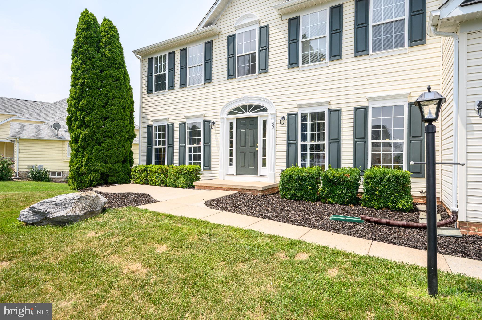 LOCUST HILL - Residential