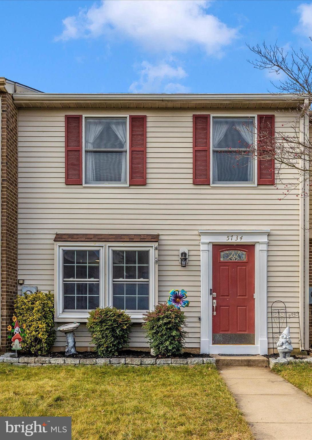 Well maintained, light and bright, 3 bedroom 1.5 bath townhome in Farmbrook.  There is fresh new carpet throughout.   The kitchen is equipped with newer stainless steel appliances,.  There is a separate dining room and the laundry is on the first level.  The master bedroom has a walk-in closet with plenty of storage.  Enjoy evenings on the patio in the back fenced yard which walks out to common area.  There is a shed for additional storage.  Move in ready.  No city taxes!  Walk to parks and school, close to commuter routes, shopping and downtown Frederick.  Hurry!  Won't last long!