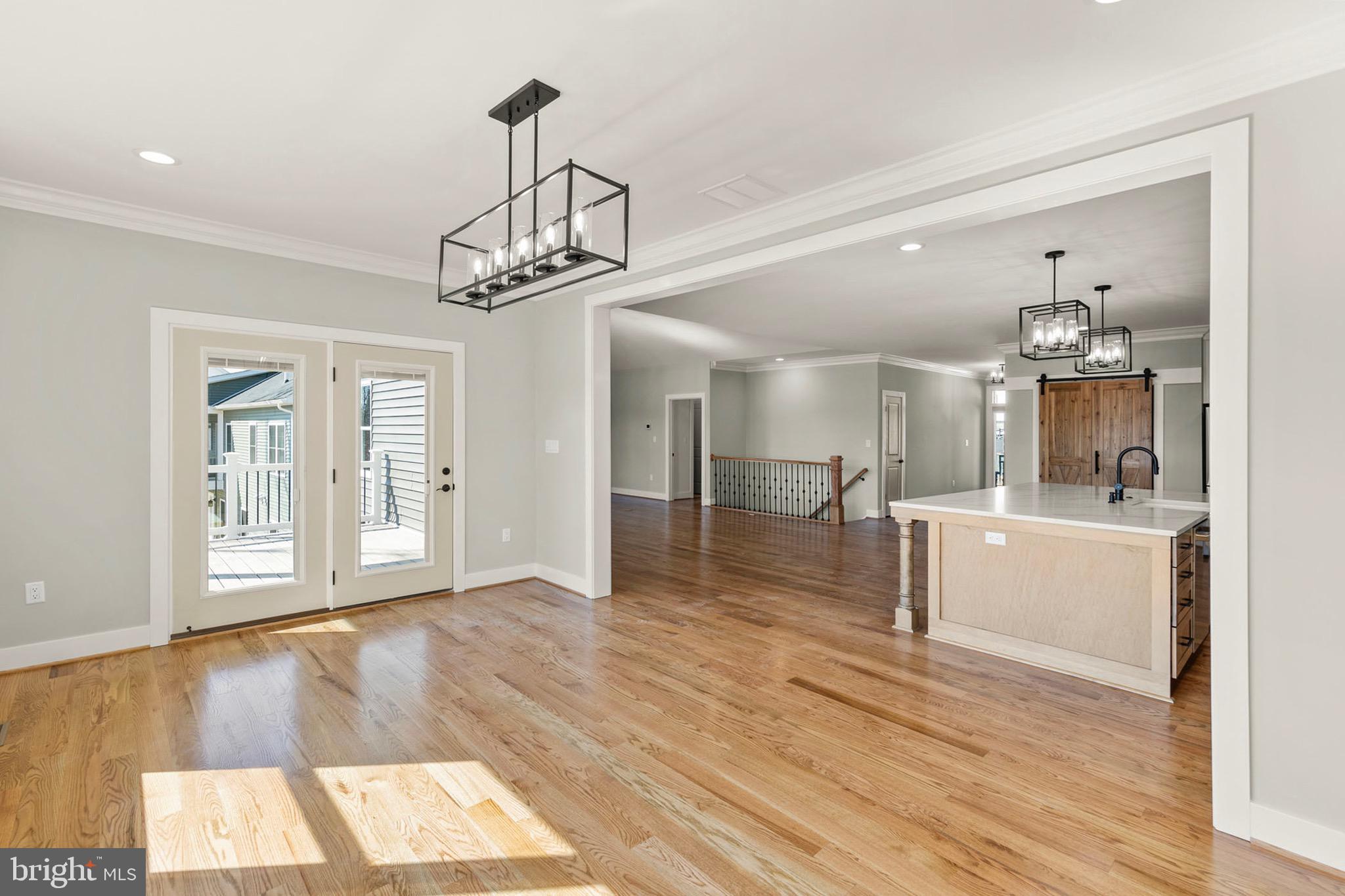 RAVEN POINTE - Residential