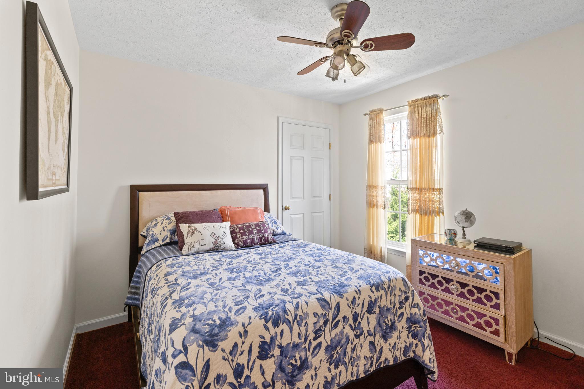 FOREST OAKS - Residential