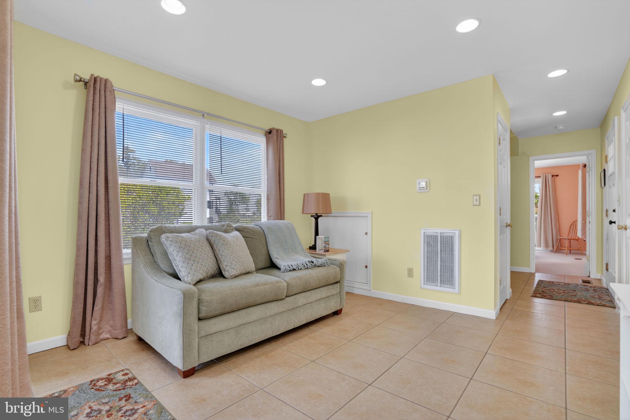 CHINCOTEAGUE - Residential