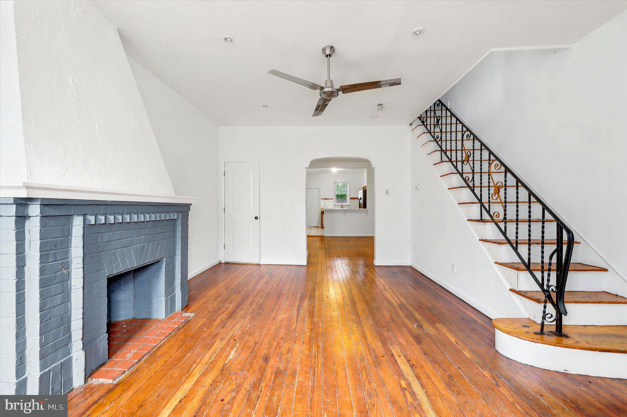 POINT BREEZE - Residential