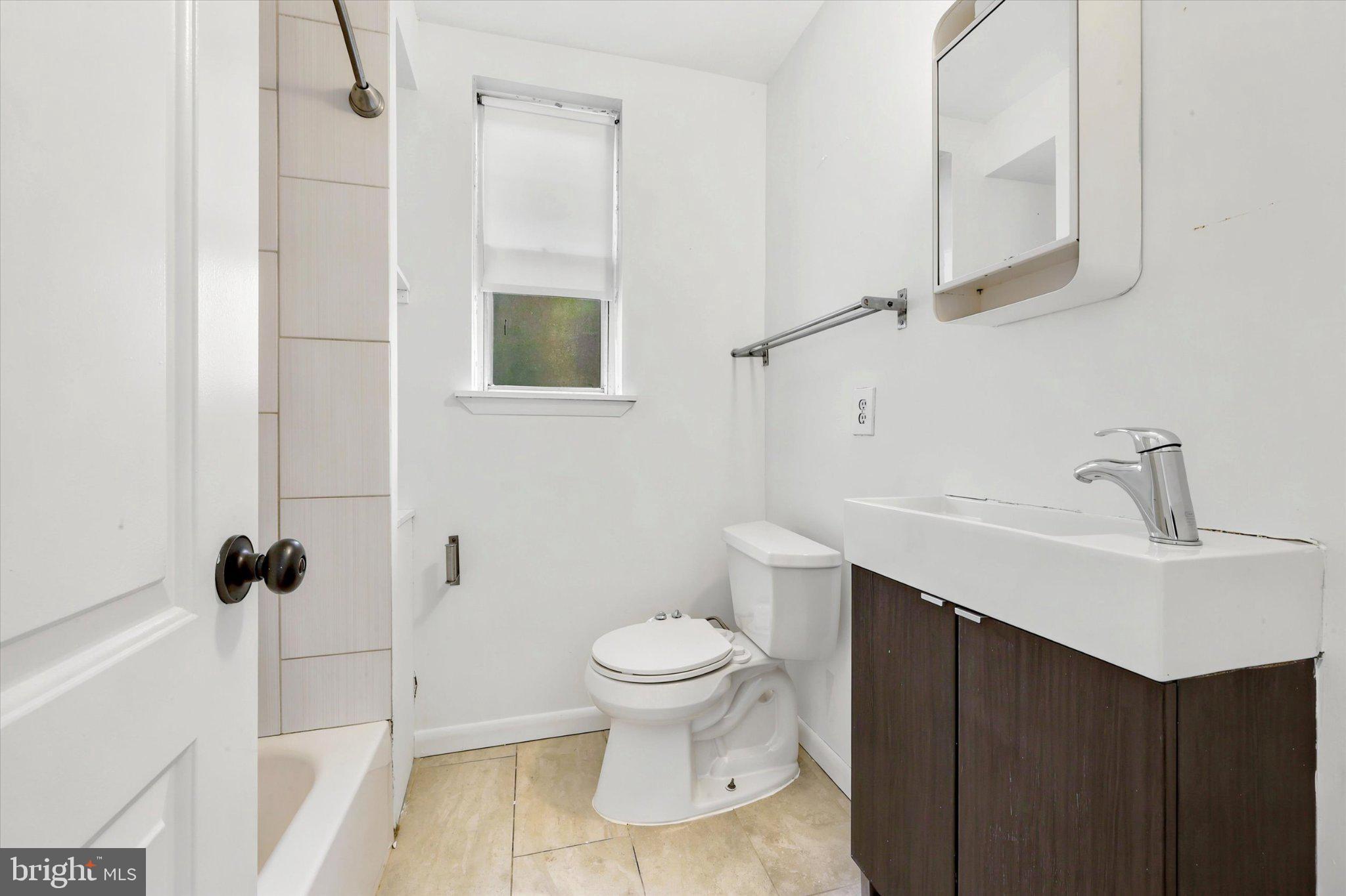 POINT BREEZE - Residential