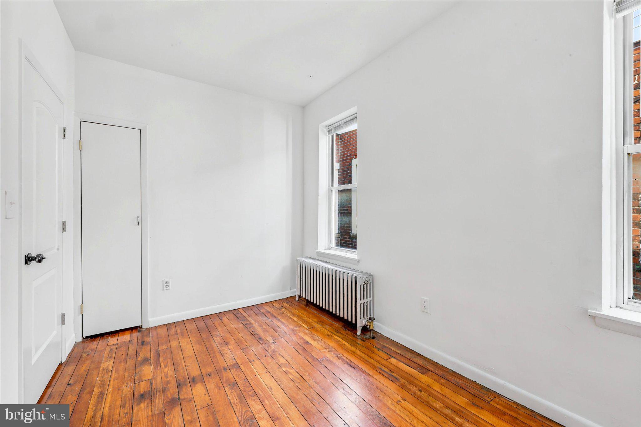 POINT BREEZE - Residential