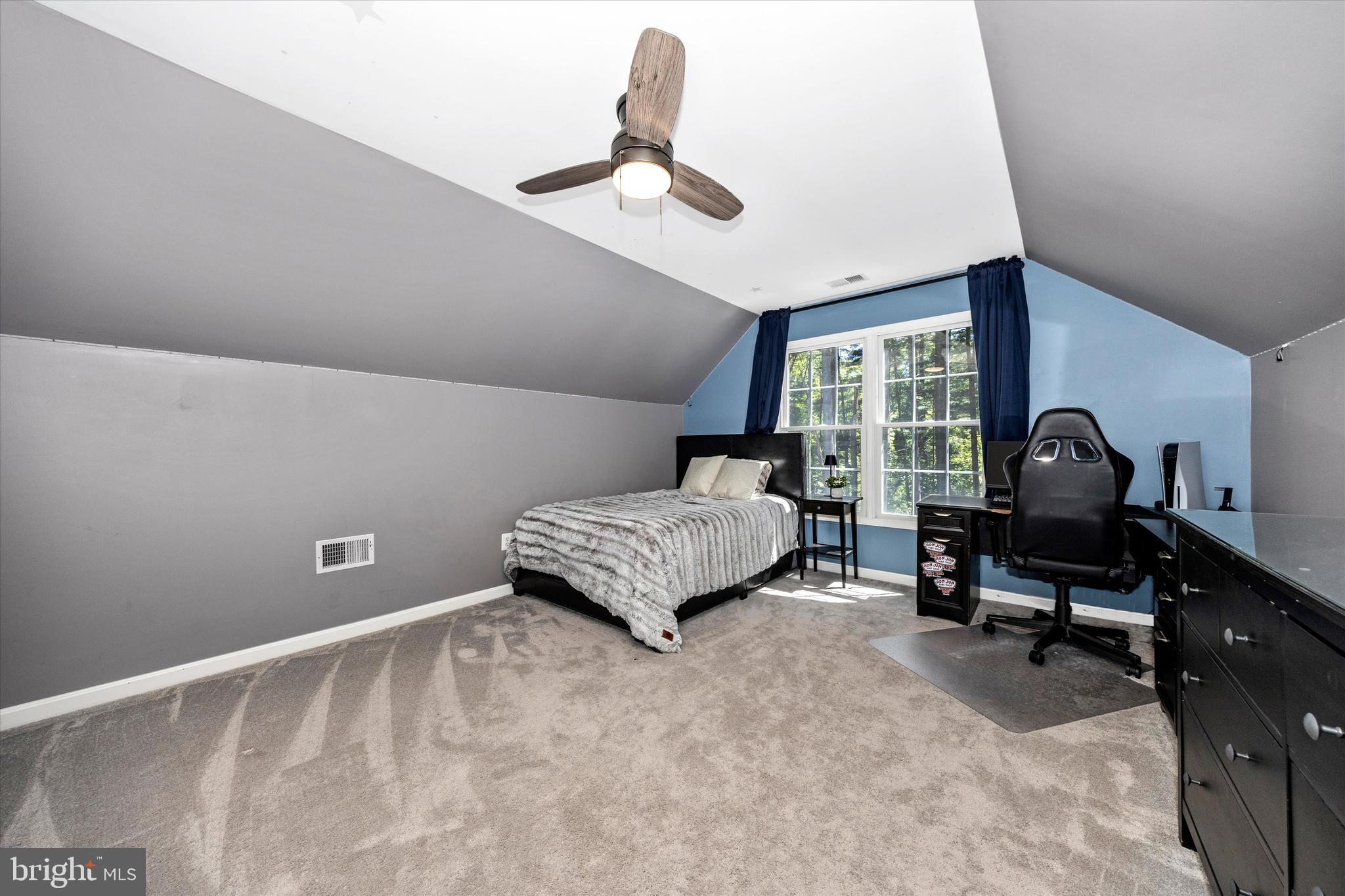 LIBERTY PINES - Residential