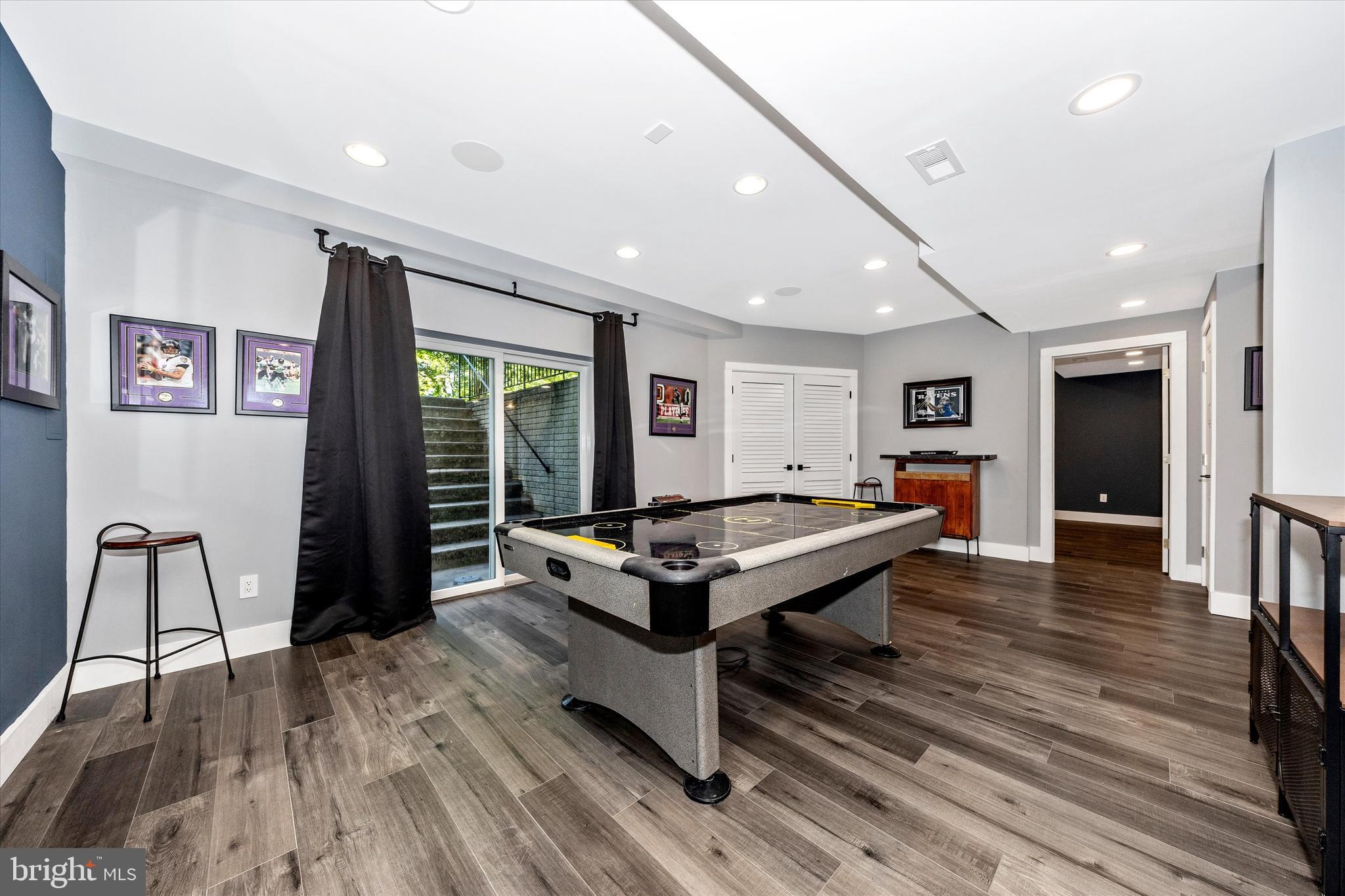 LIBERTY PINES - Residential