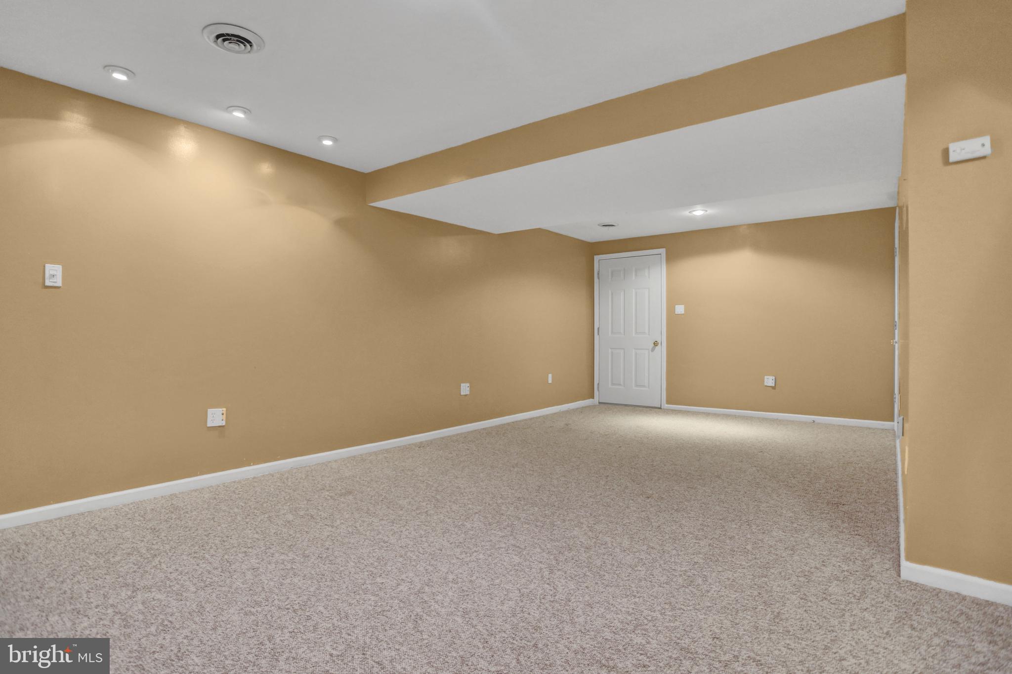 WINGSPREAD - Residential