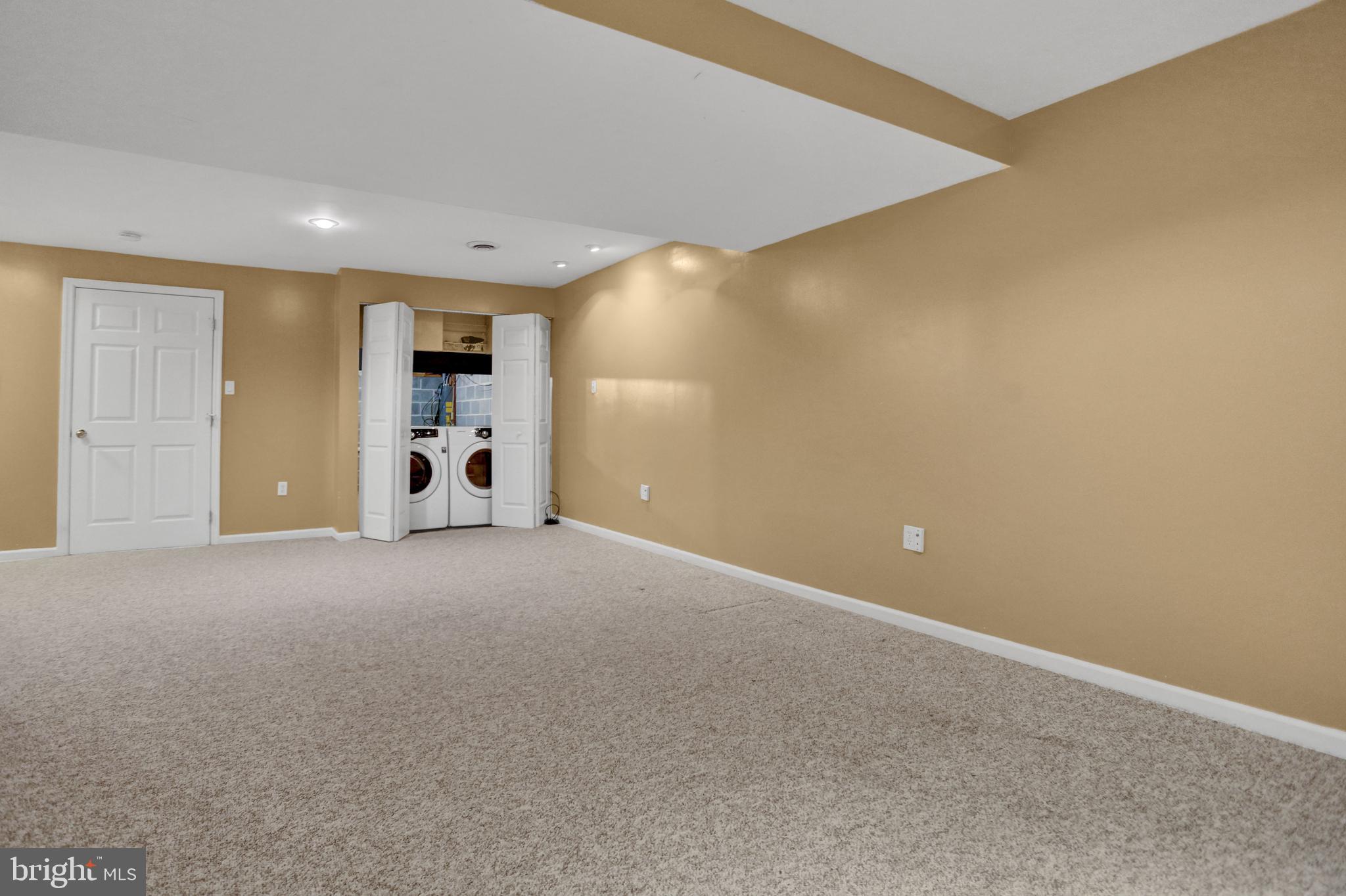 WINGSPREAD - Residential