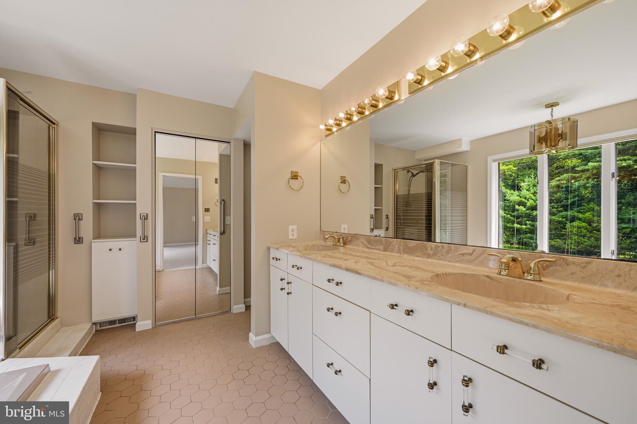 SIMPSON WOODS - Residential