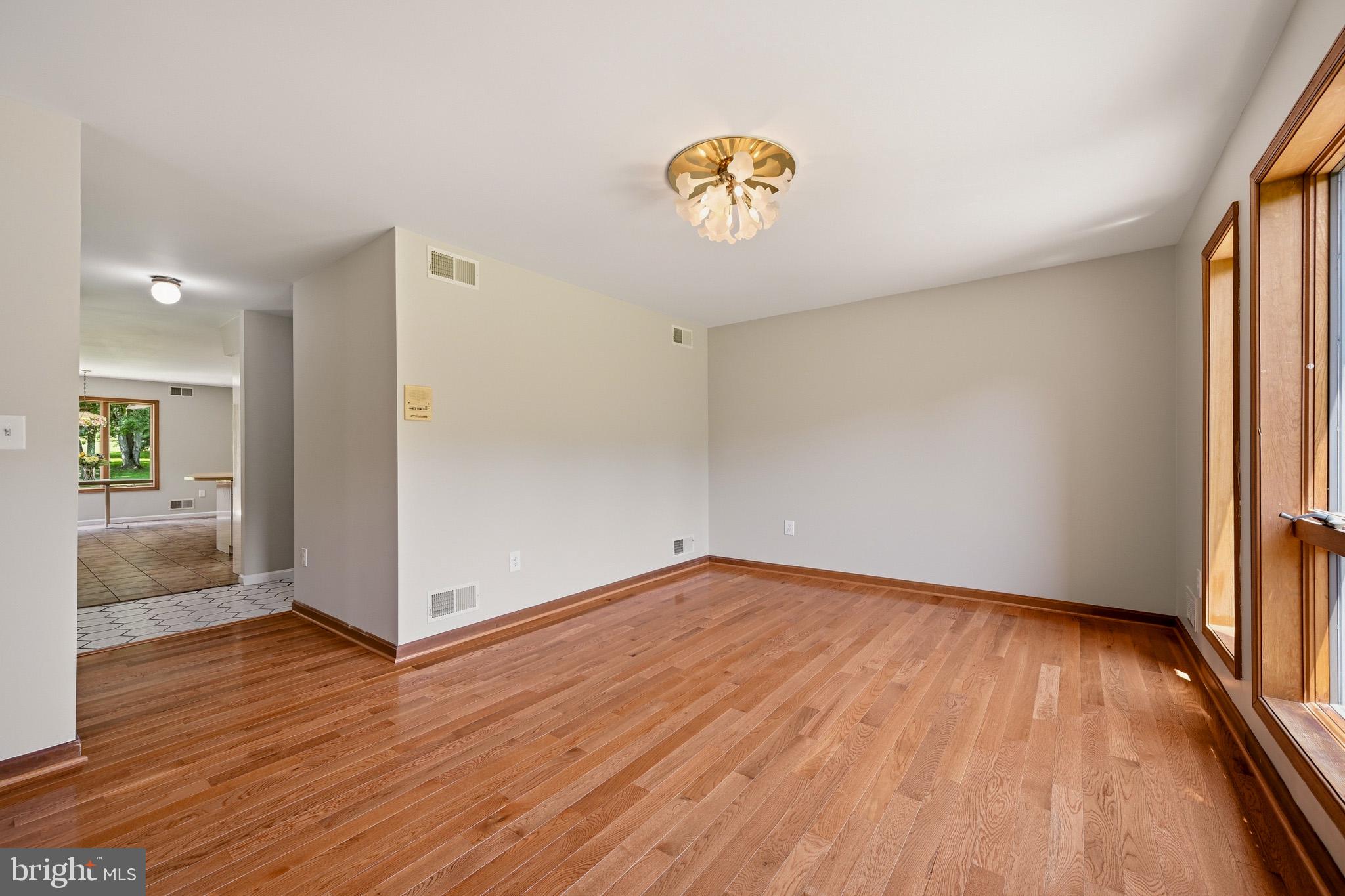 SIMPSON WOODS - Residential