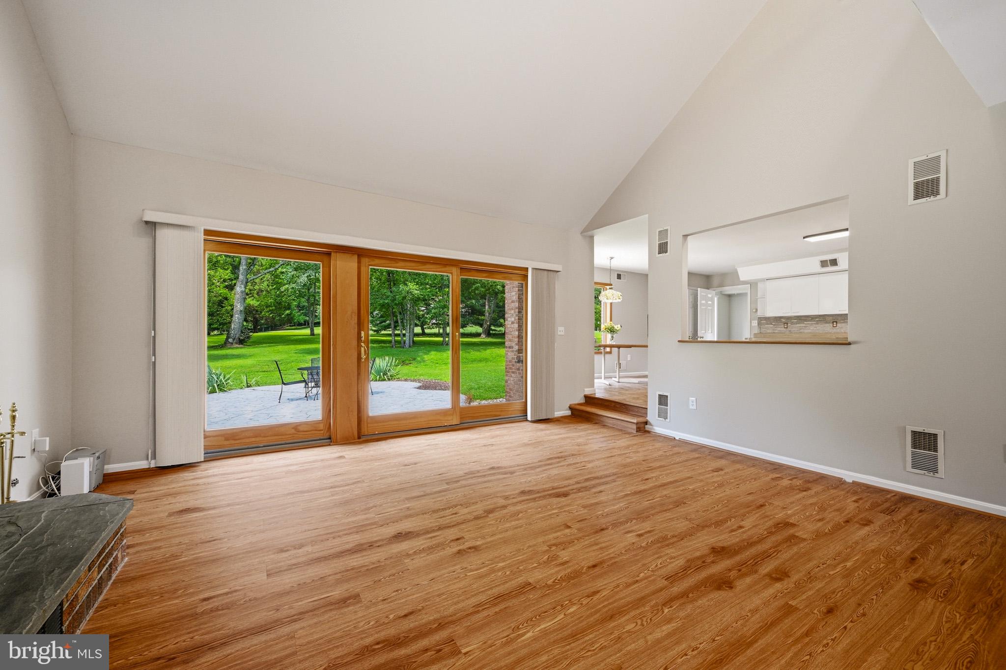 SIMPSON WOODS - Residential