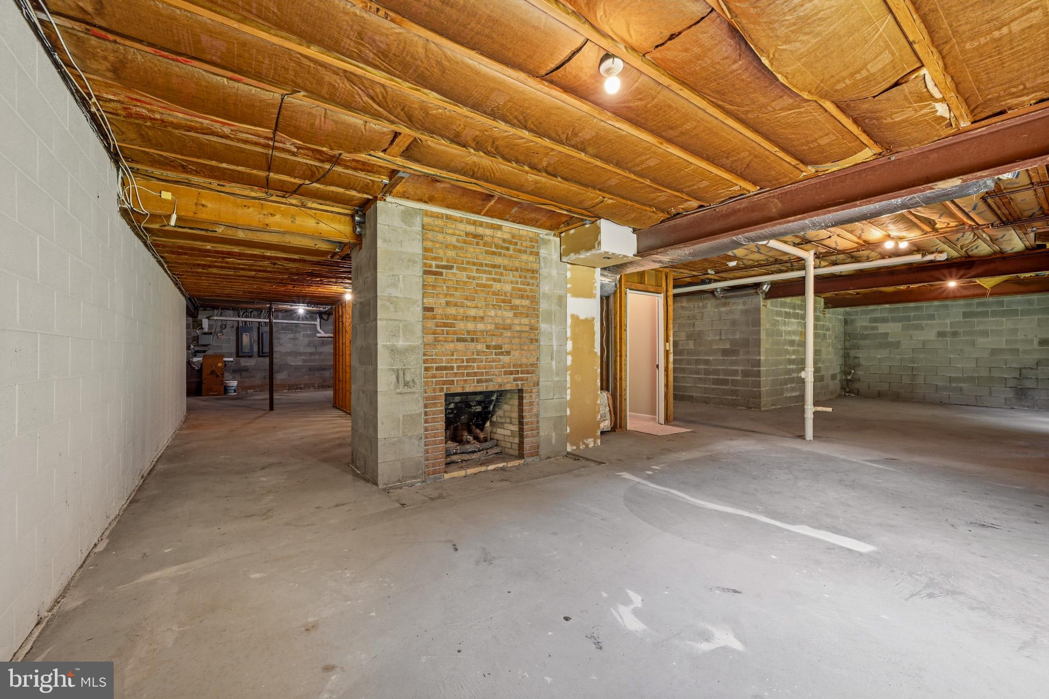 SIMPSON WOODS - Residential