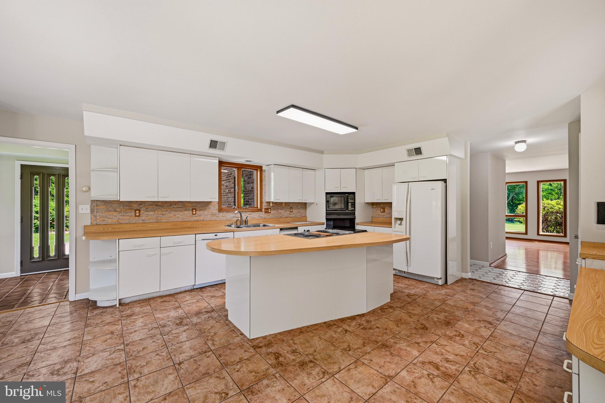 SIMPSON WOODS - Residential