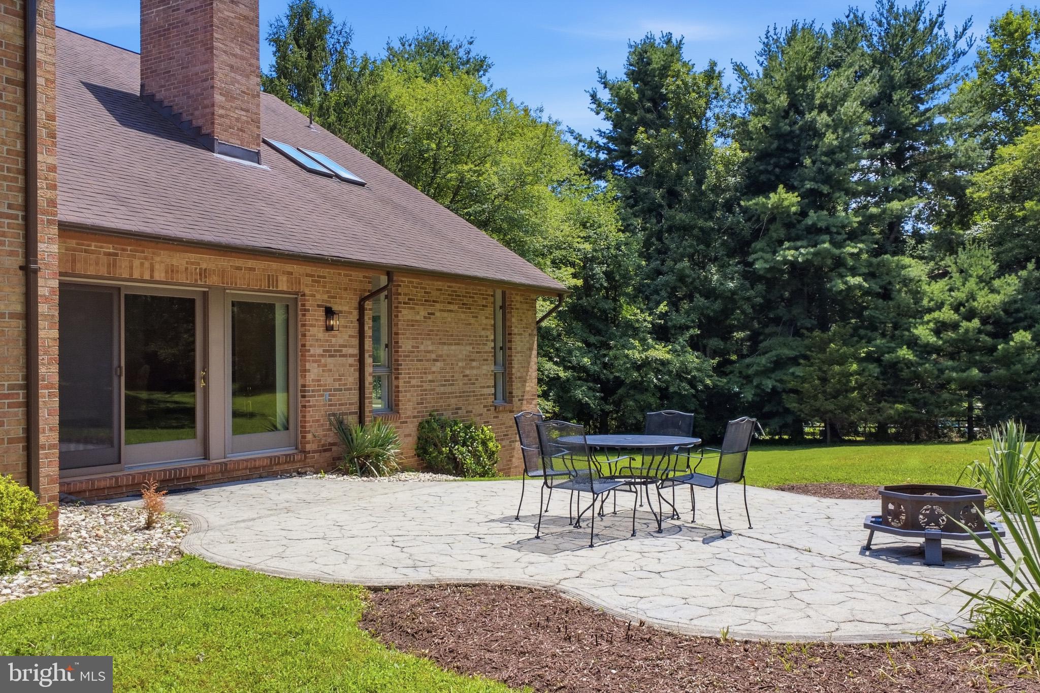 SIMPSON WOODS - Residential
