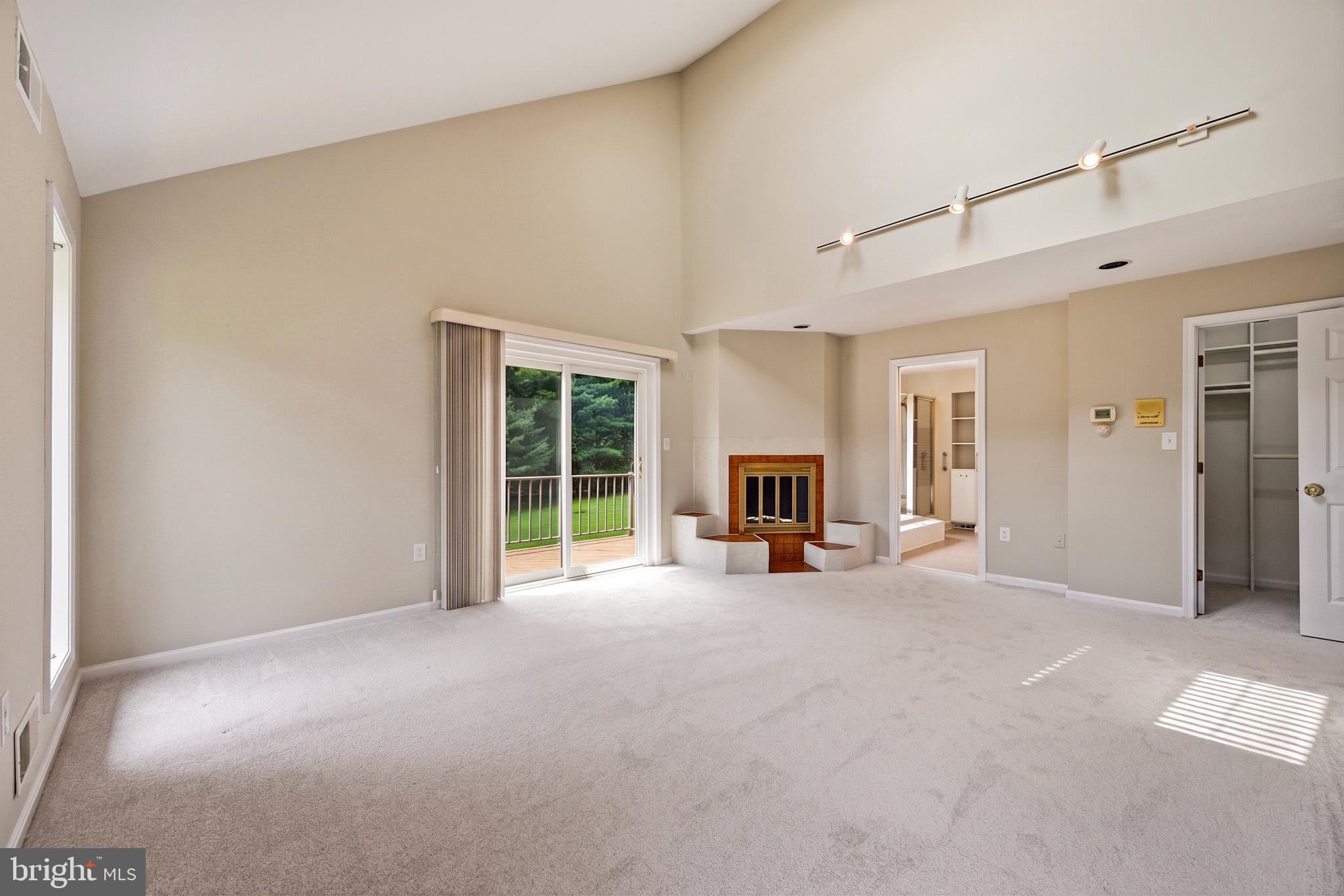 SIMPSON WOODS - Residential