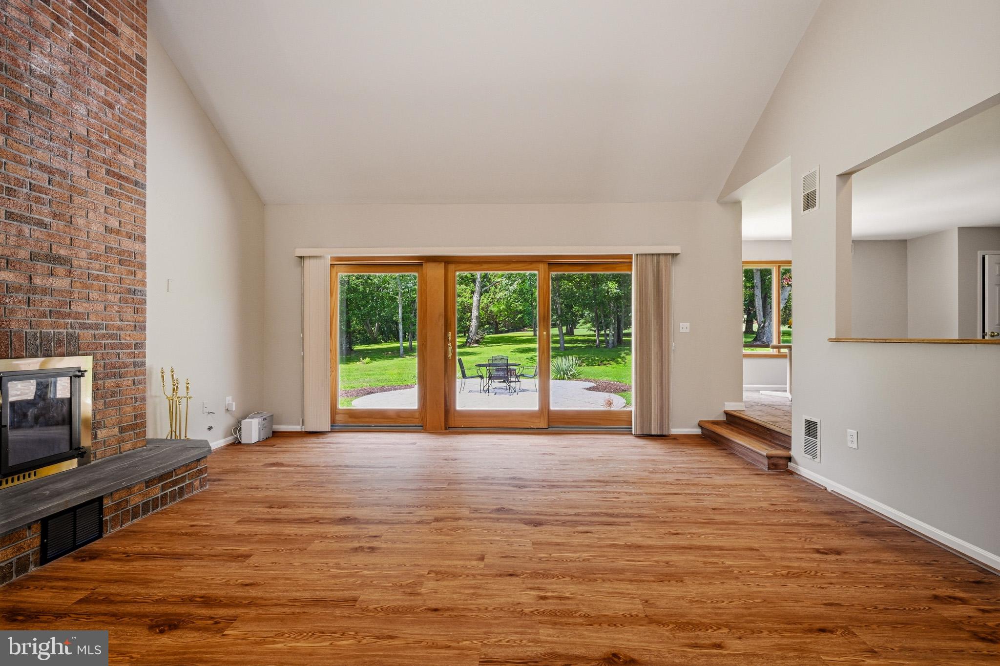 SIMPSON WOODS - Residential