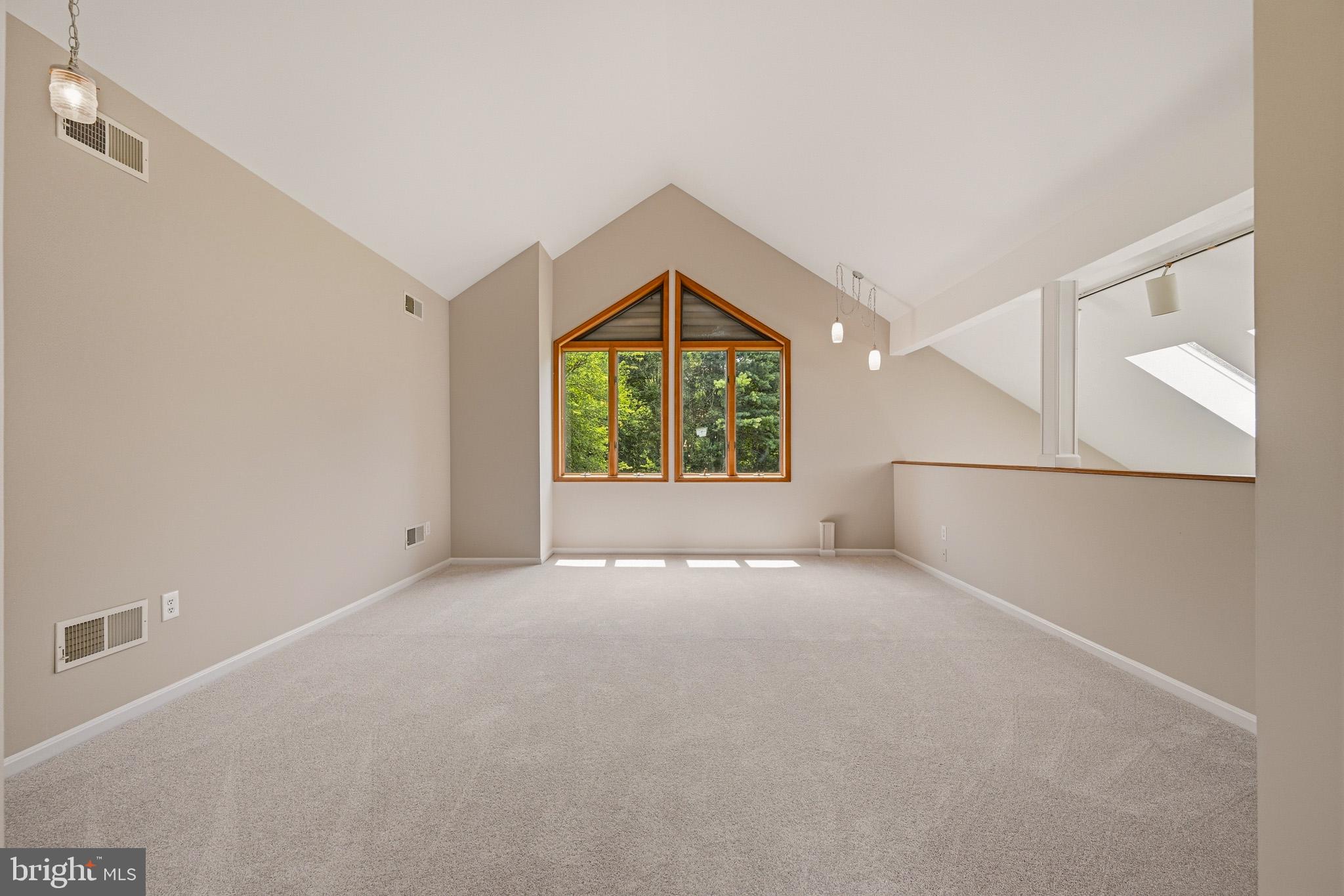 SIMPSON WOODS - Residential