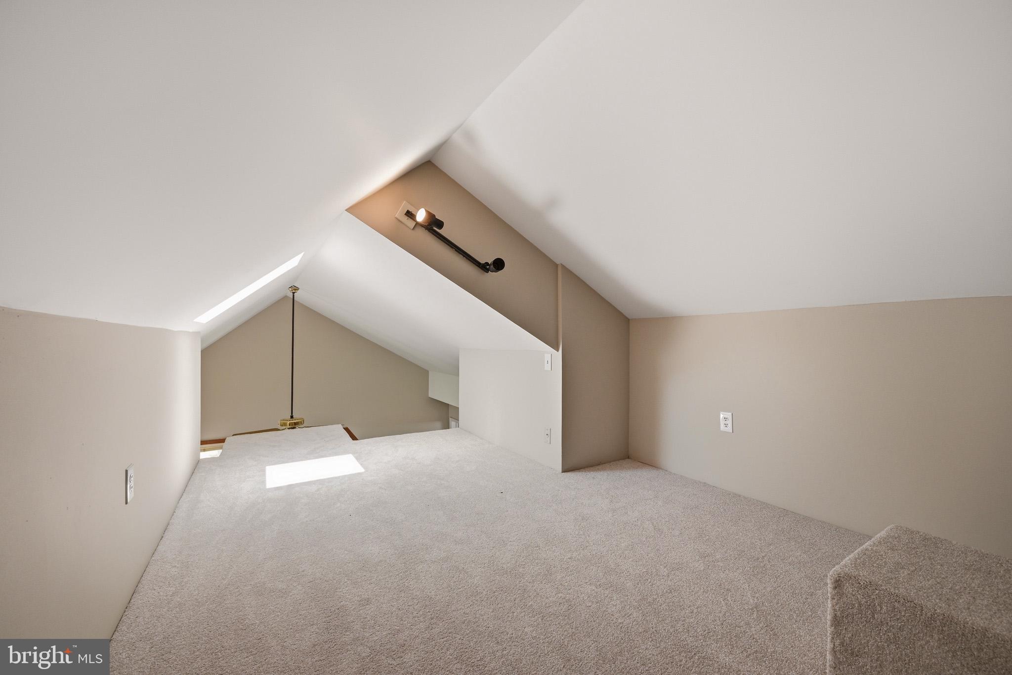 SIMPSON WOODS - Residential