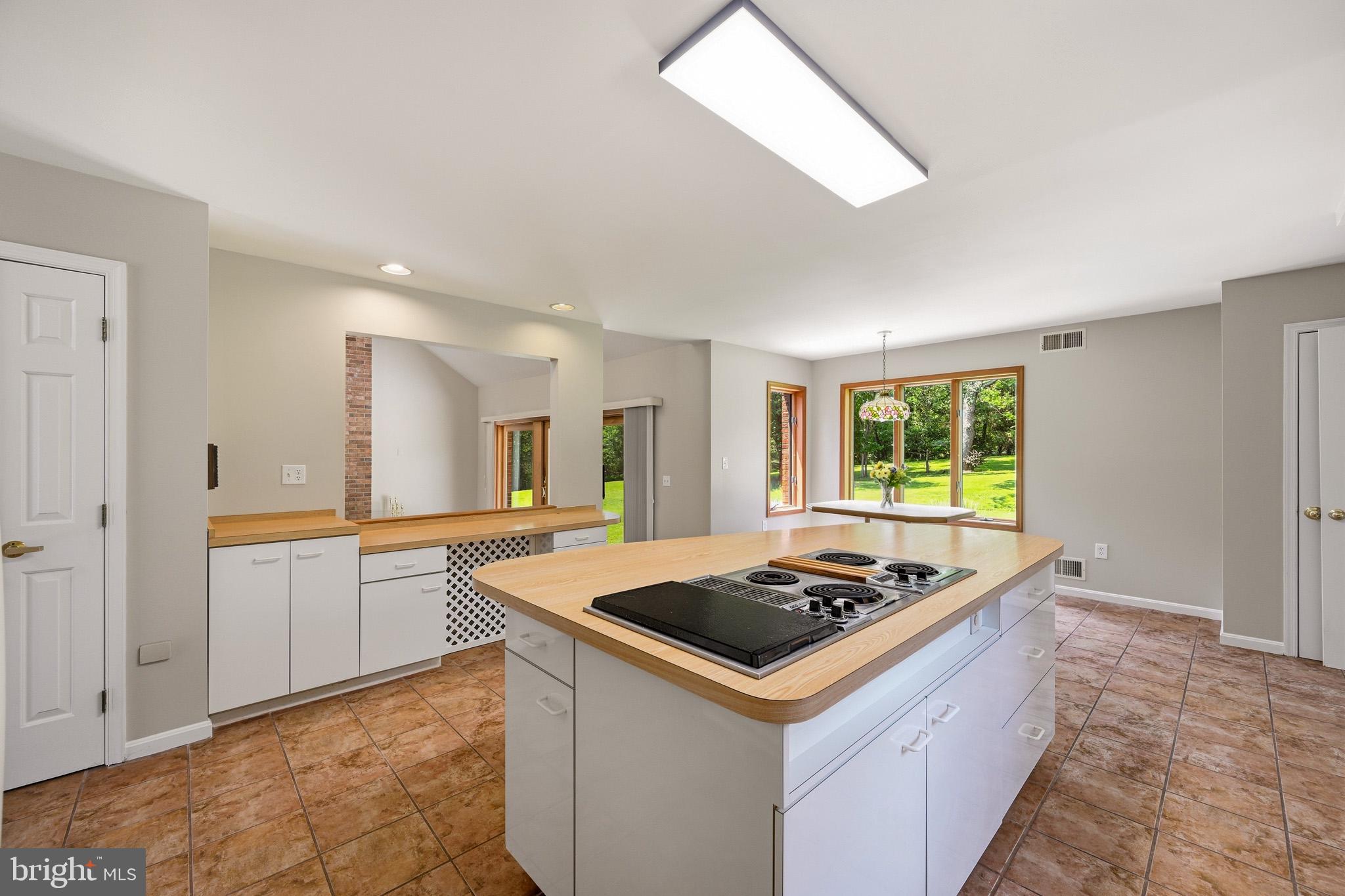 SIMPSON WOODS - Residential